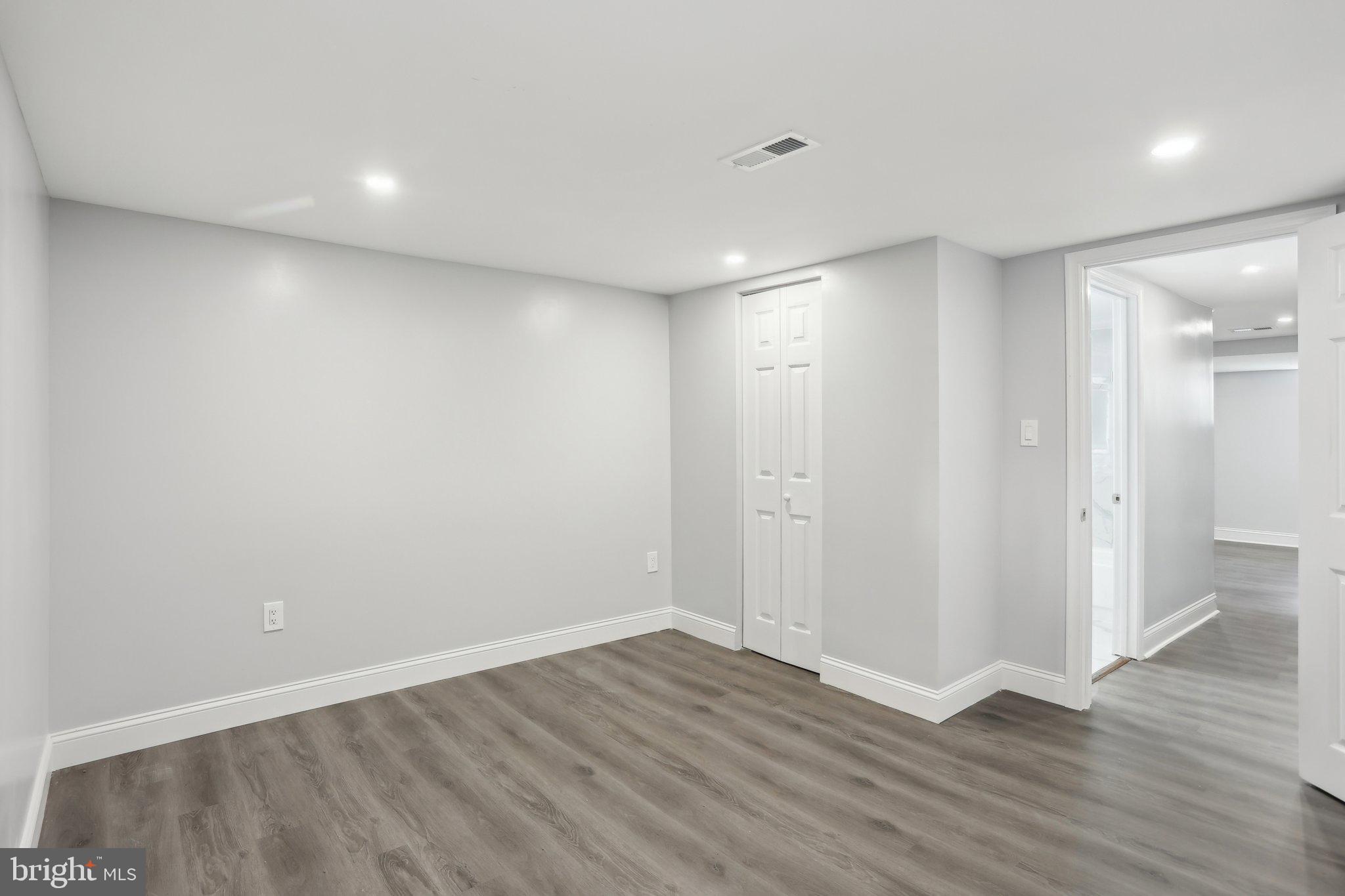 COBBS CREEK - Residential