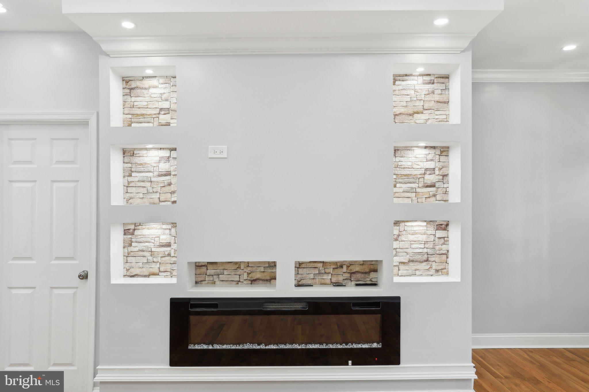 COBBS CREEK - Residential