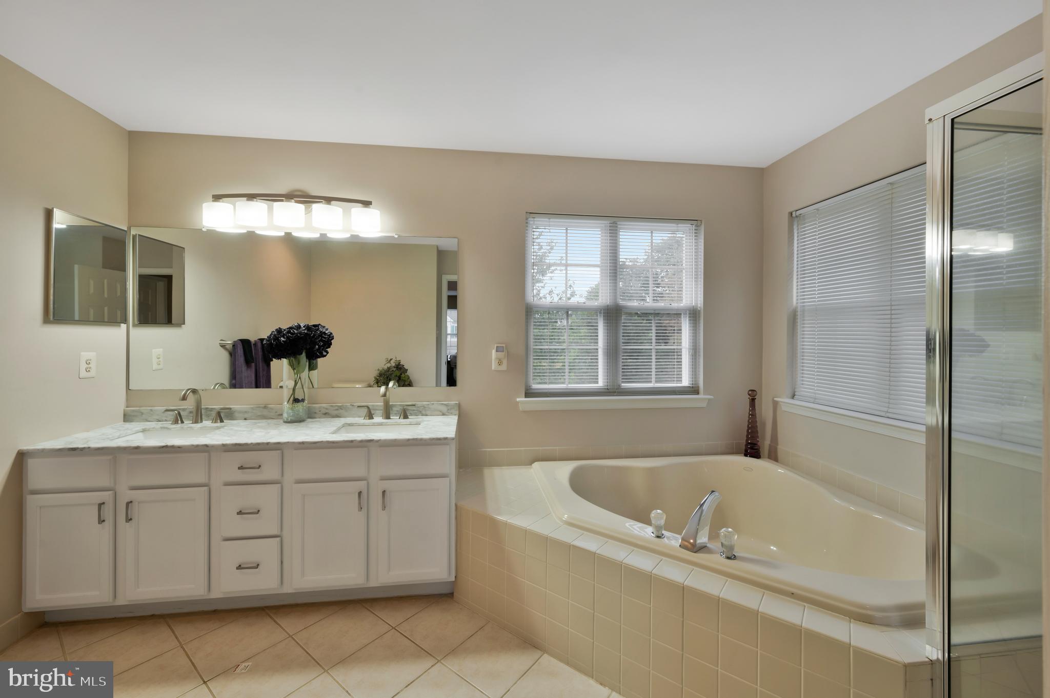 HEARTHSTONE - Residential