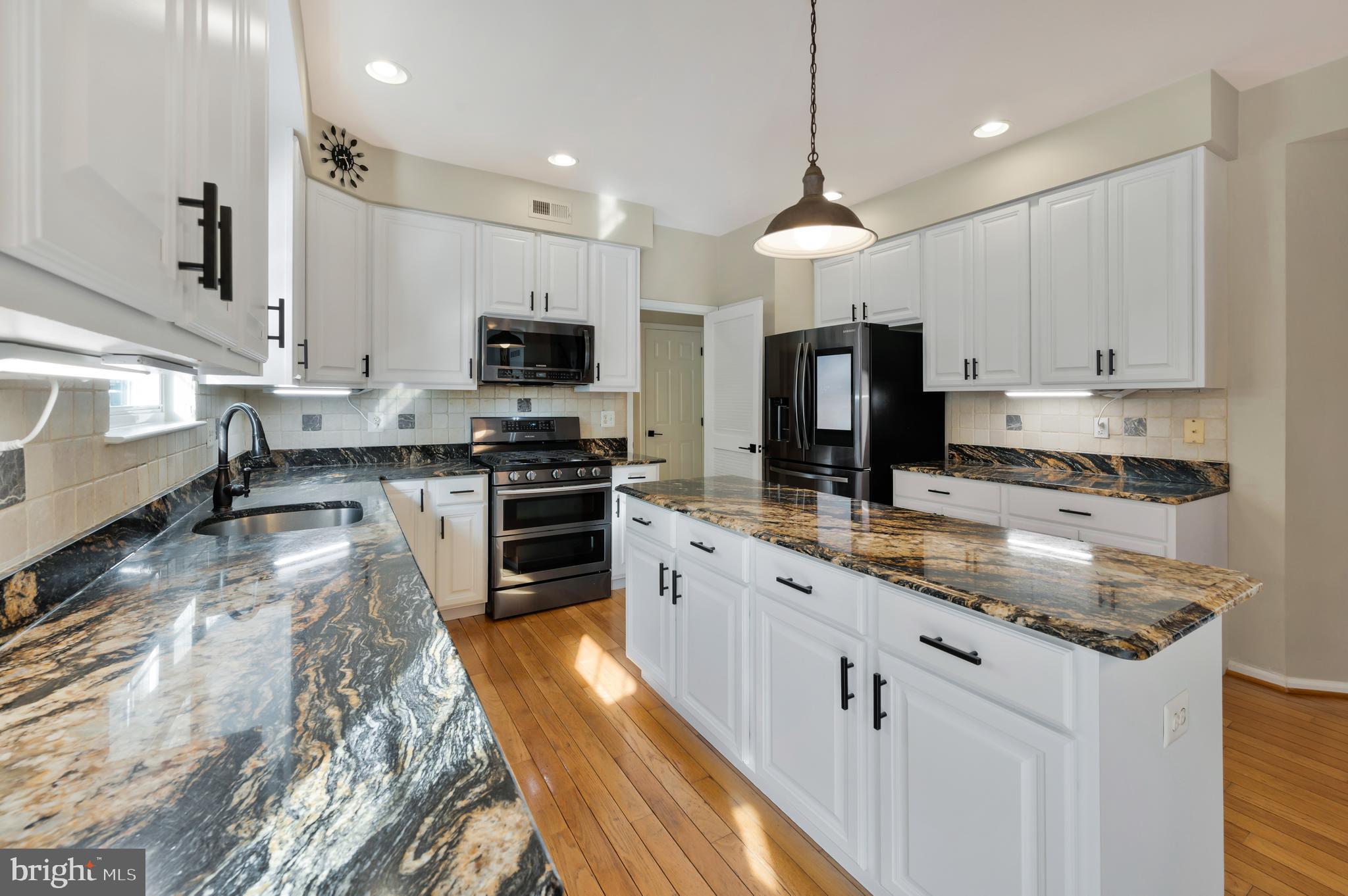 HEARTHSTONE - Residential