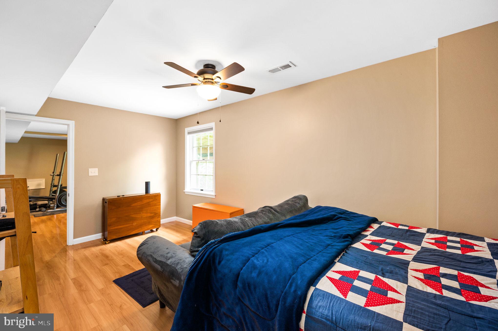 HAMPTON OAKS - Residential