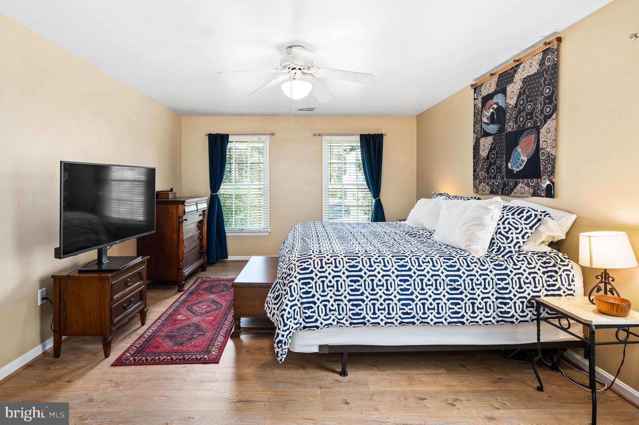 HAMPTON OAKS - Residential