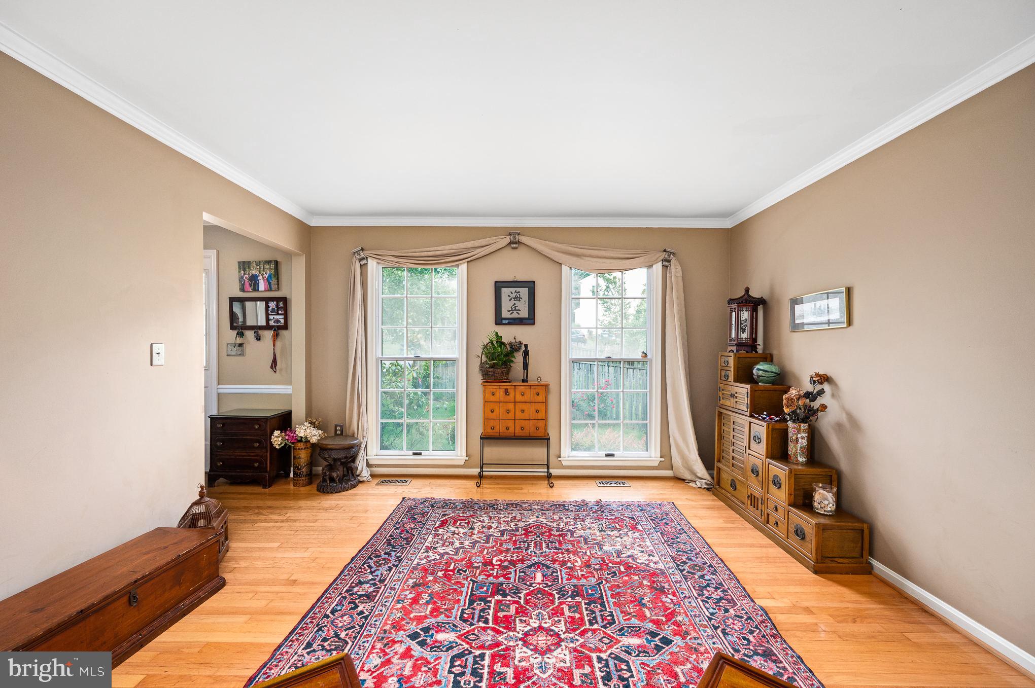 HAMPTON OAKS - Residential