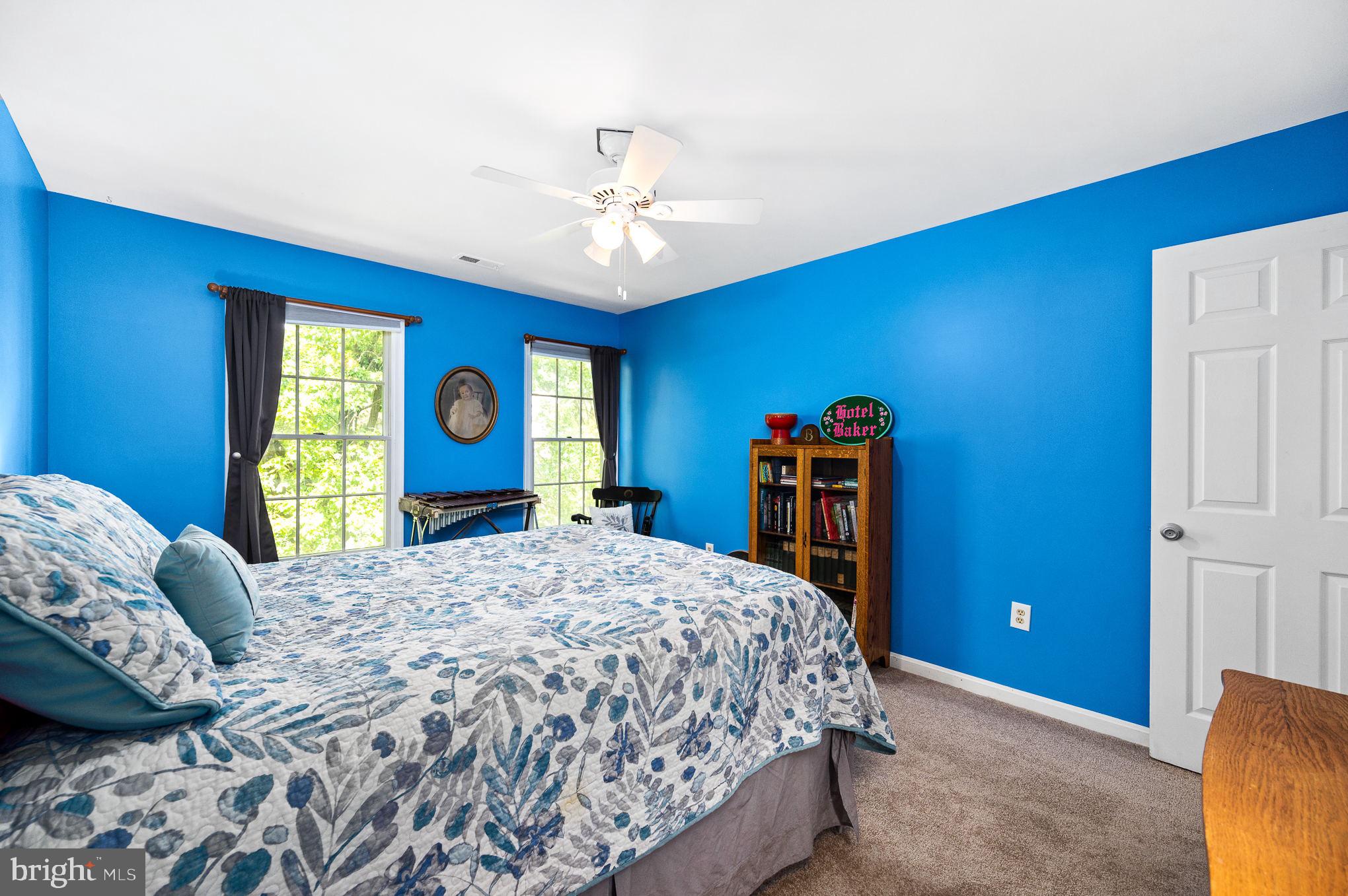 HAMPTON OAKS - Residential