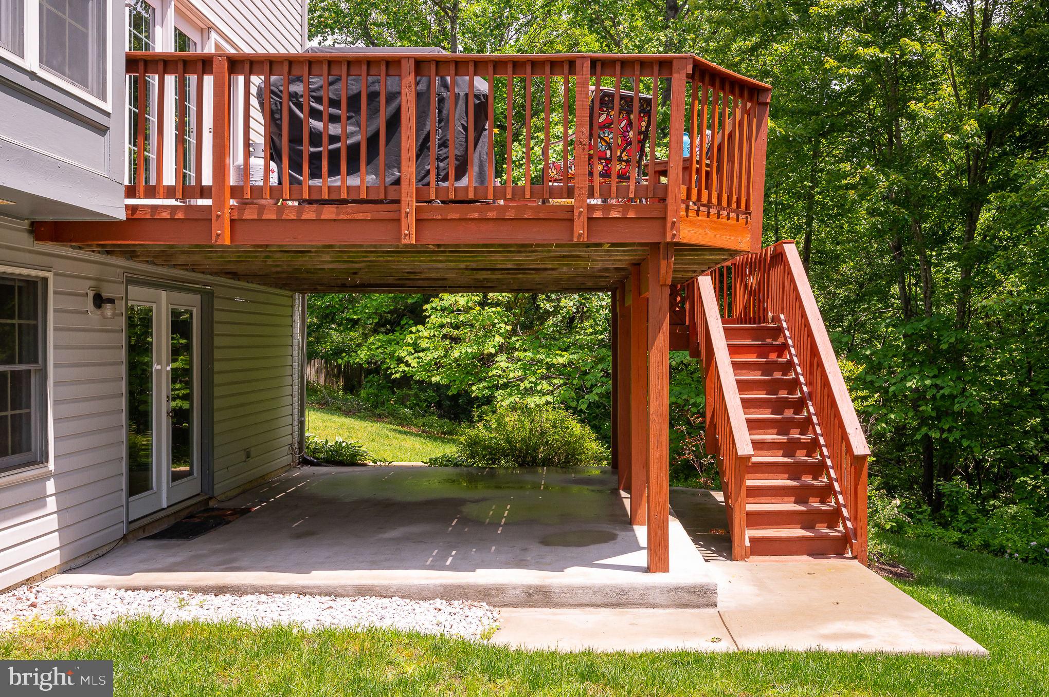 HAMPTON OAKS - Residential