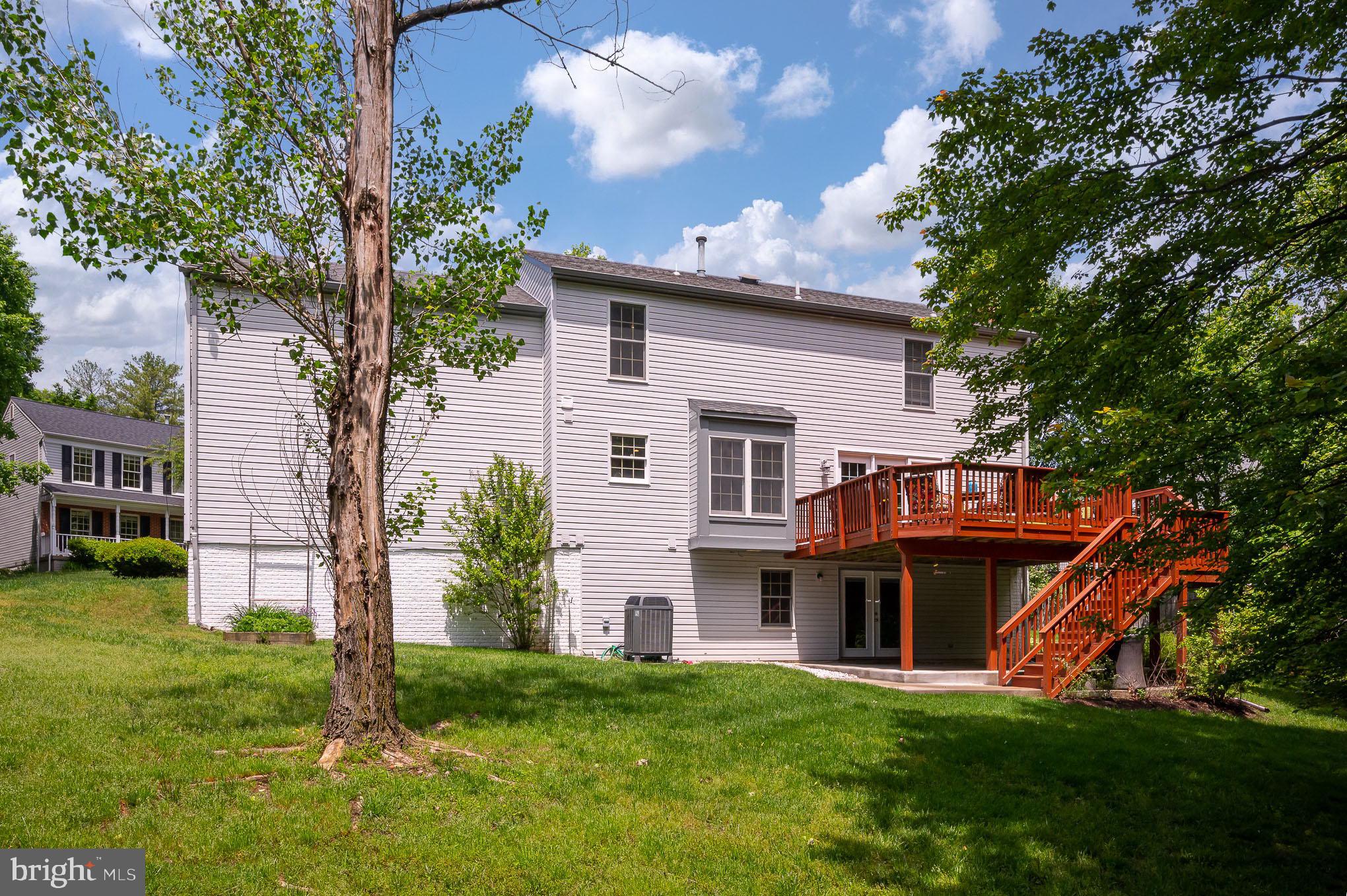 HAMPTON OAKS - Residential