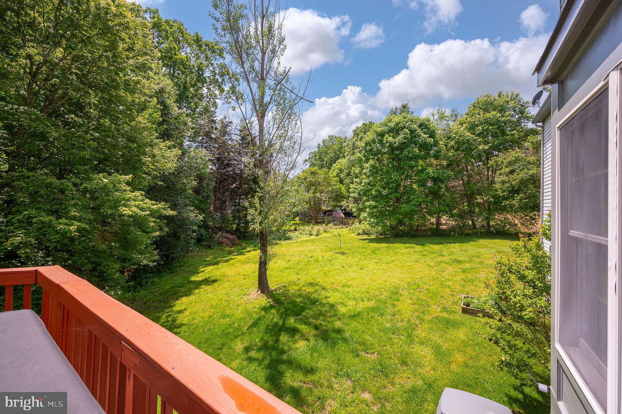 HAMPTON OAKS - Residential