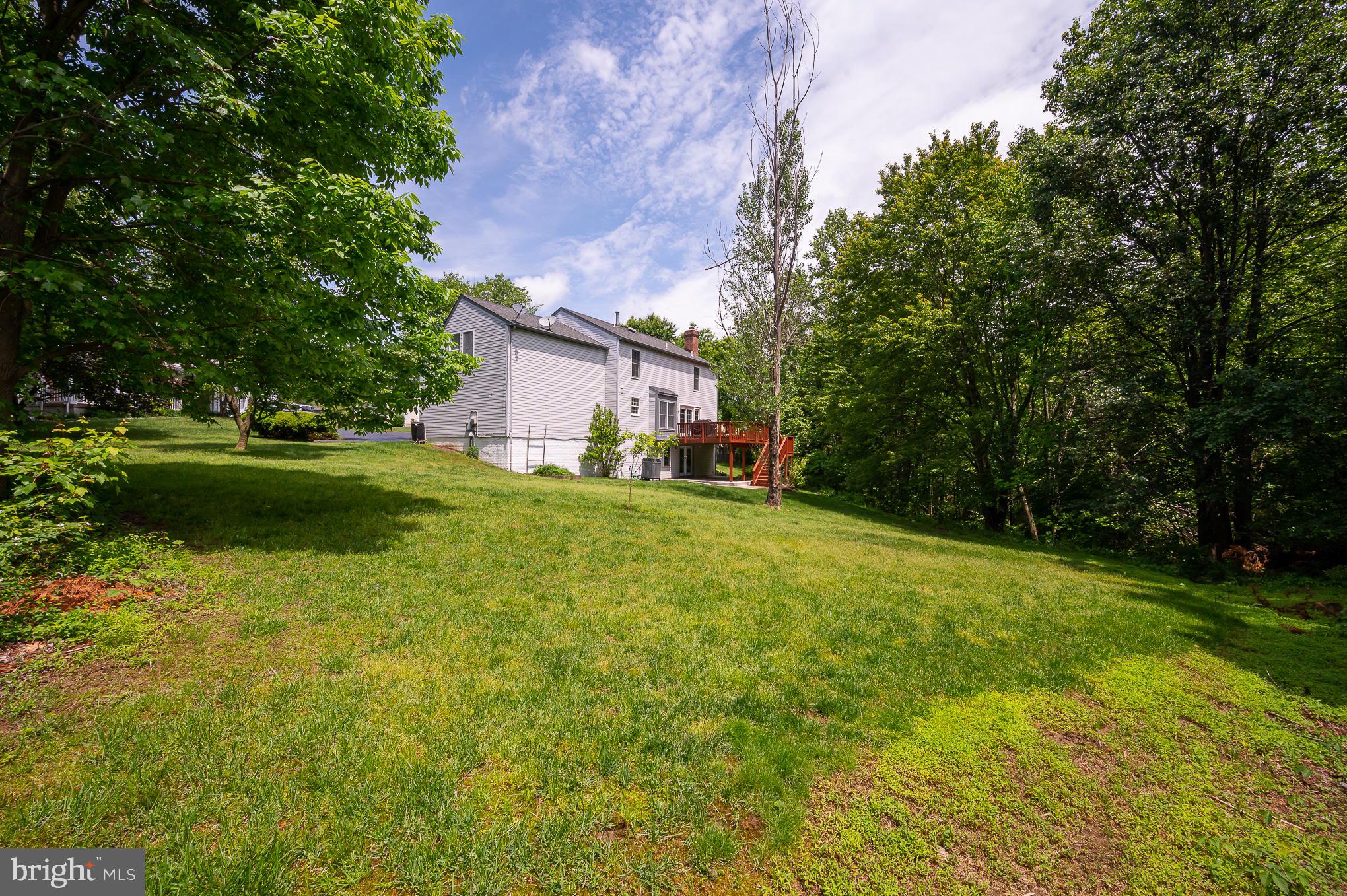 HAMPTON OAKS - Residential