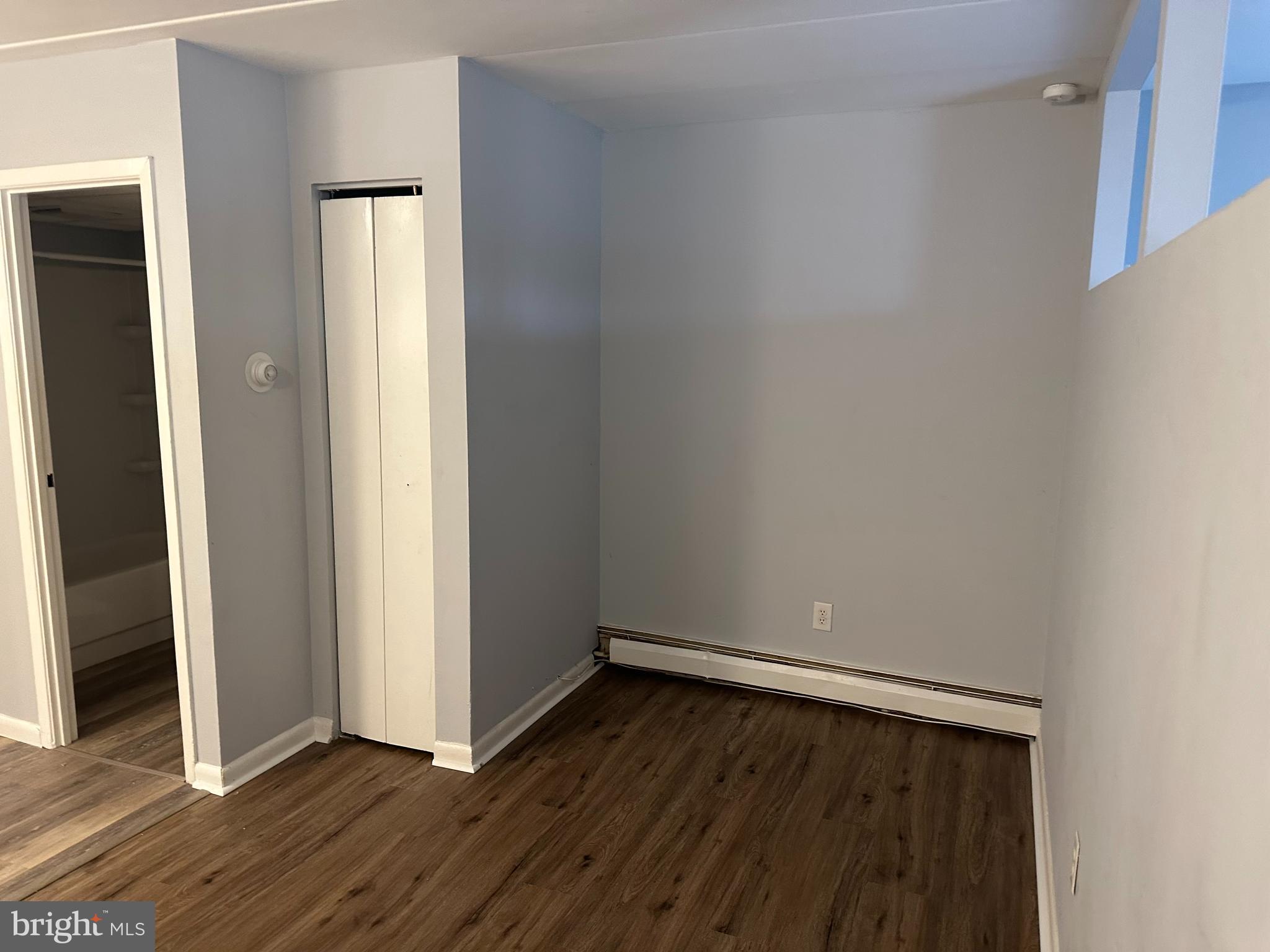 MEADOW WOODS APT - Residential Lease