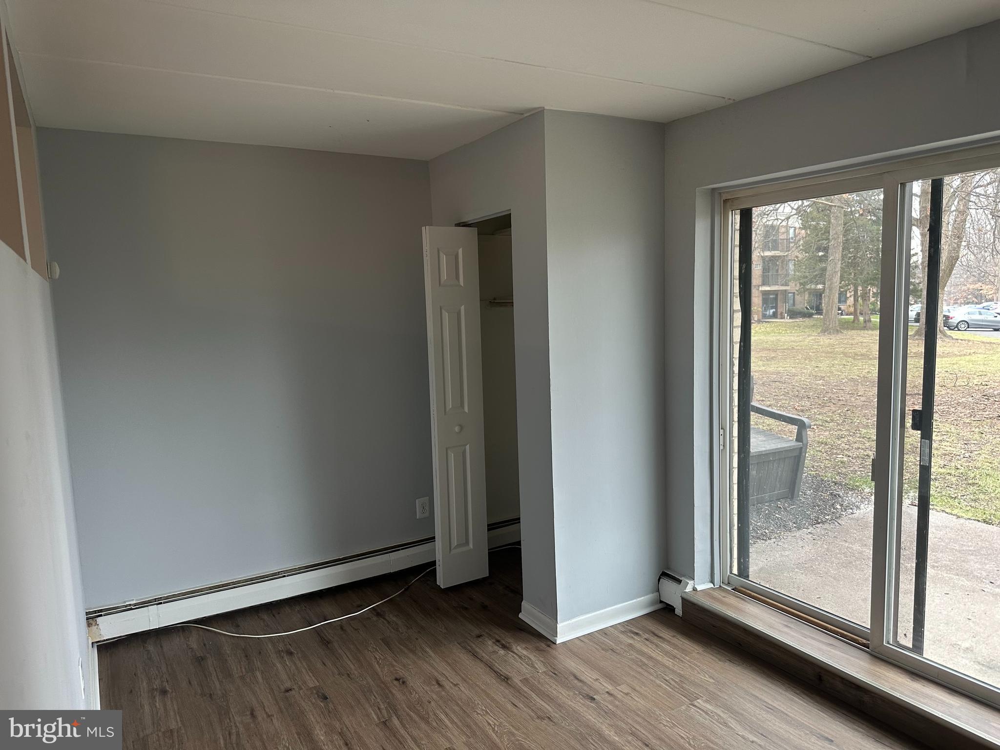 MEADOW WOODS APT - Residential Lease