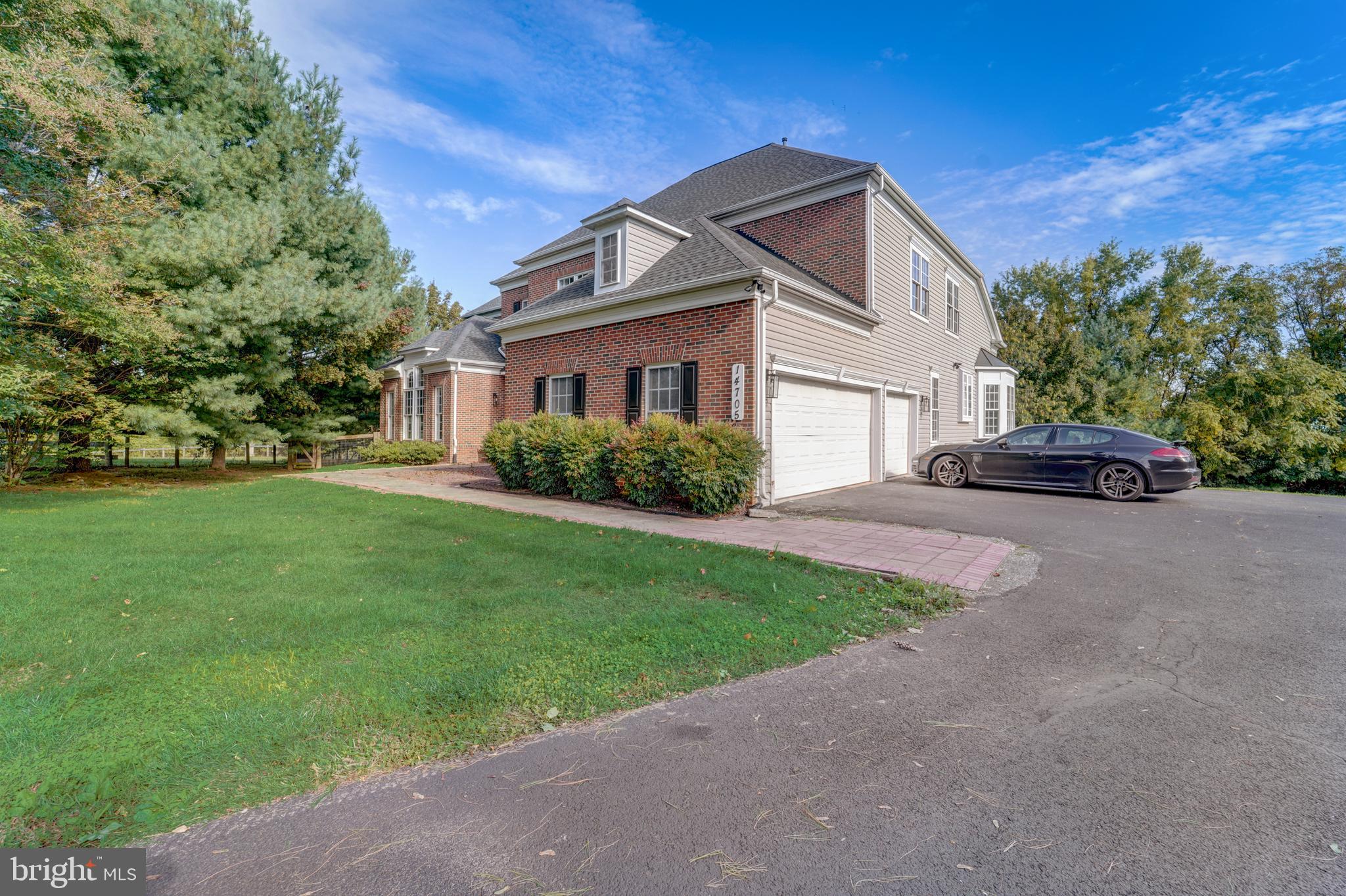 MCCANN ESTATES - Residential