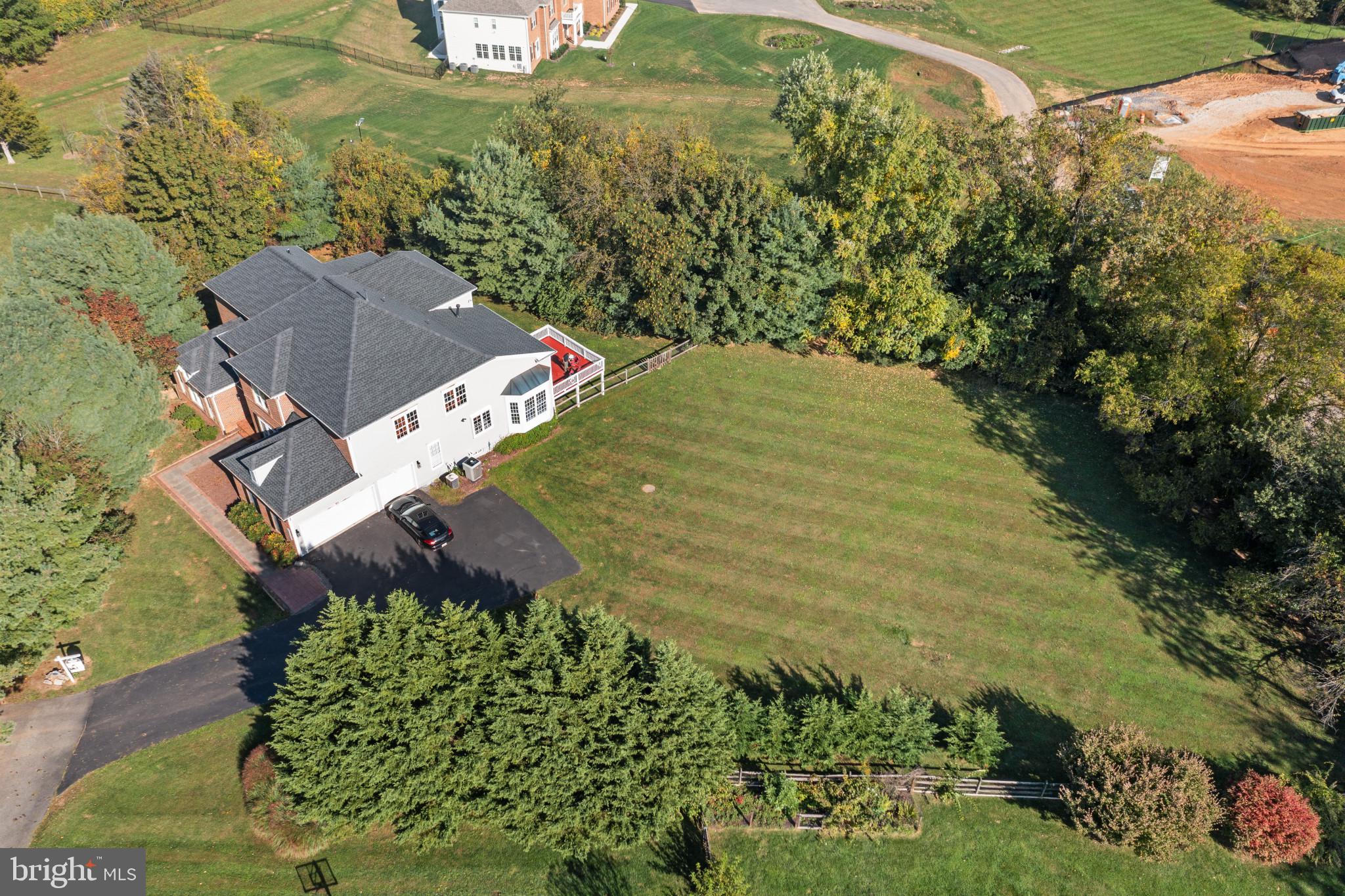 MCCANN ESTATES - Residential