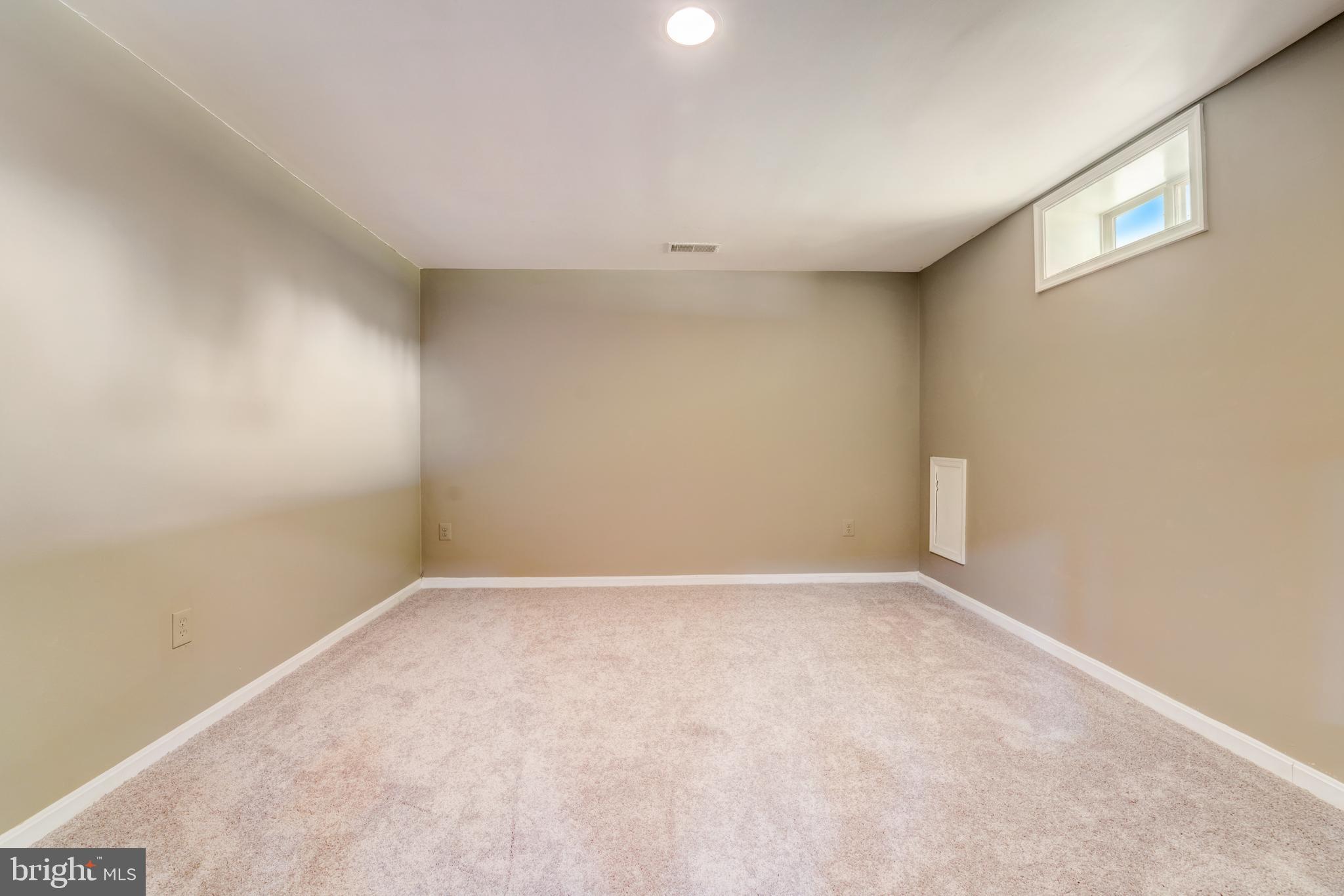 MCCANN ESTATES - Residential