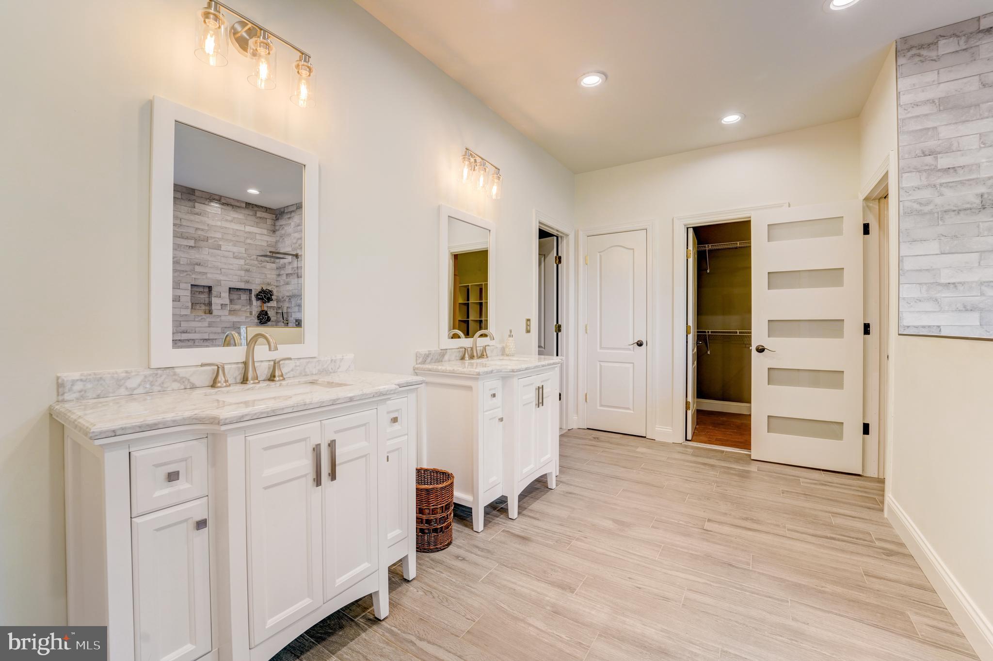 MCCANN ESTATES - Residential