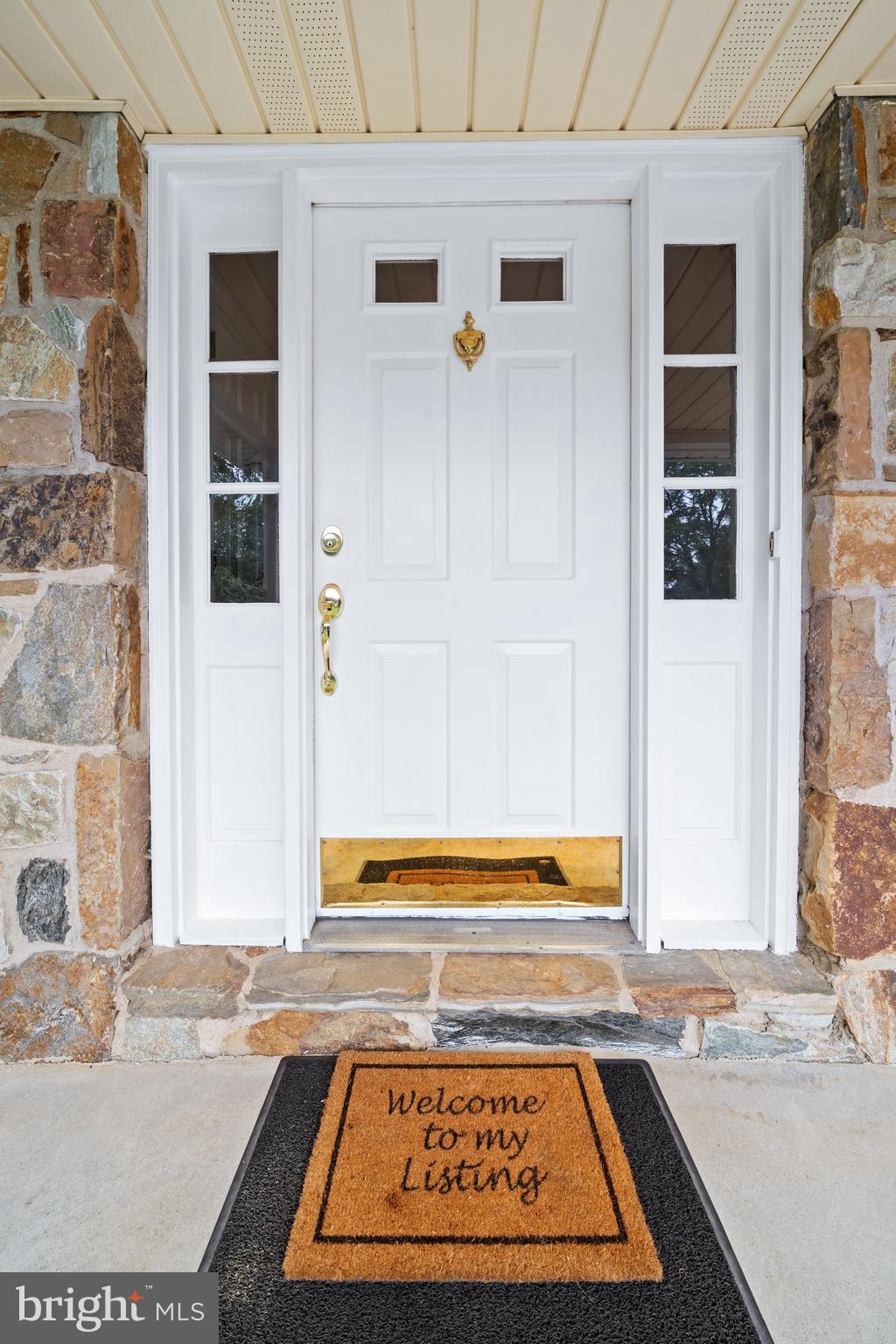 21 BROOKLET DRIVE