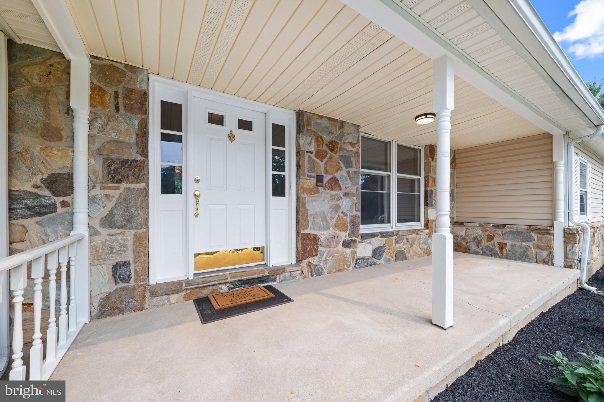 21 BROOKLET DRIVE