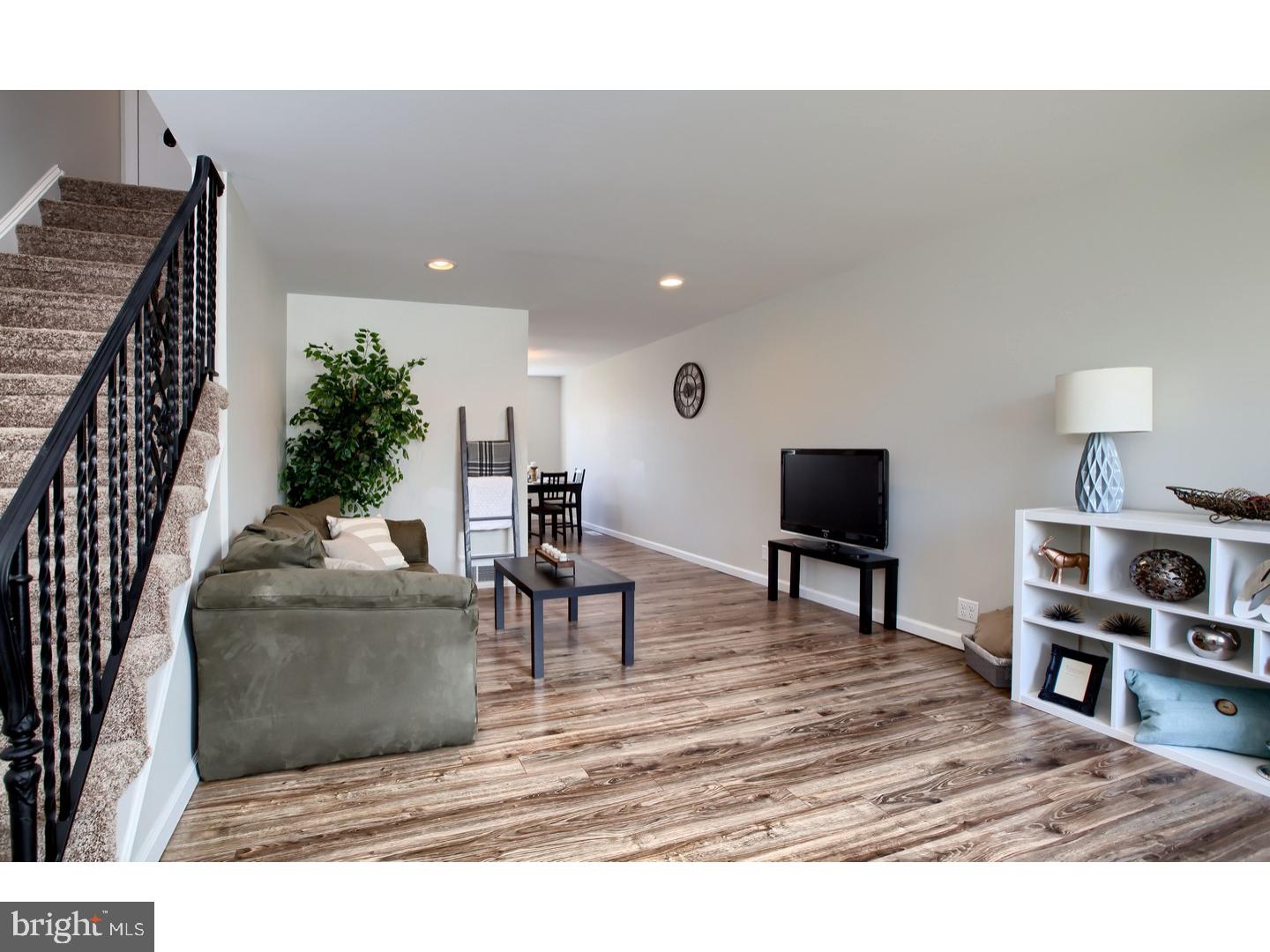 DELMAR VILLAGE - Residential