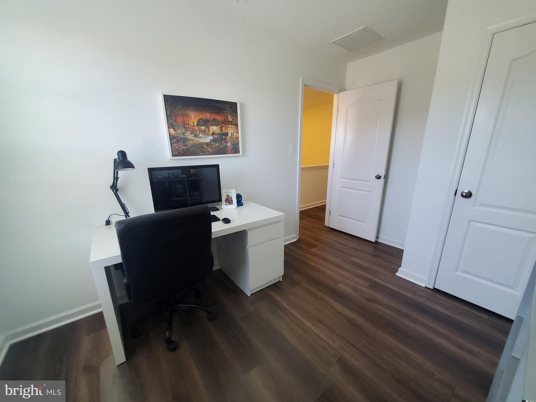 FAIRWAY VILLAGE TOWNS - Residential