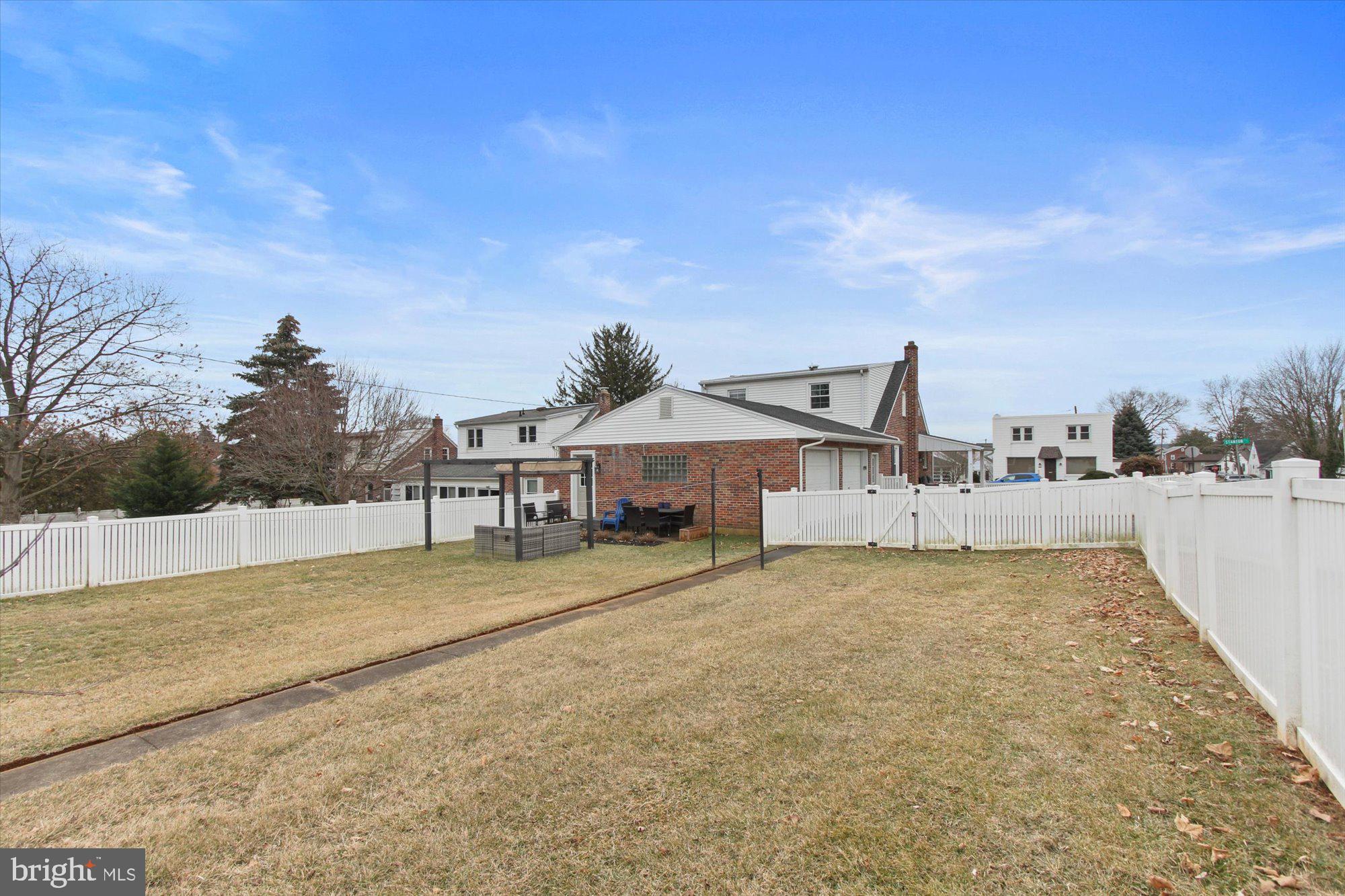 WEST MANCHESTER TWP - Residential