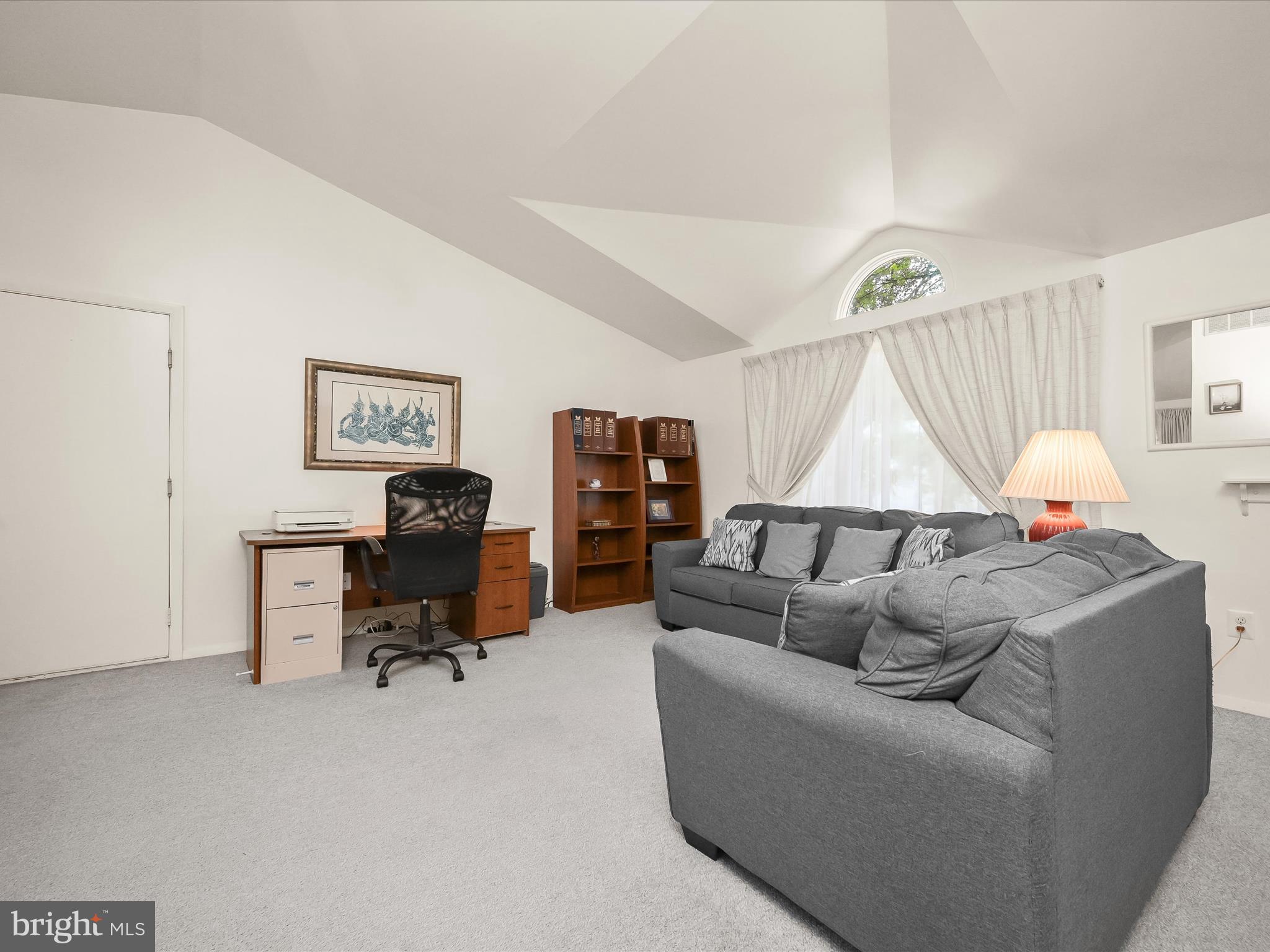 6250 FAIRBOURNE COURT