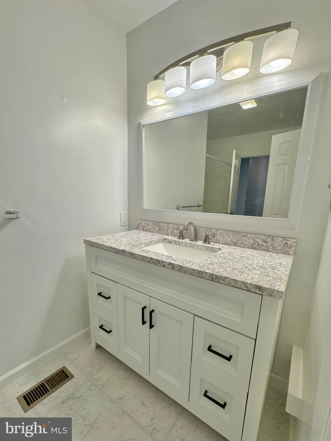 Dover, Delaware 19904, United States, 3 Bedrooms Bedrooms, ,2 BathroomsBathrooms,Residential,Active,146431