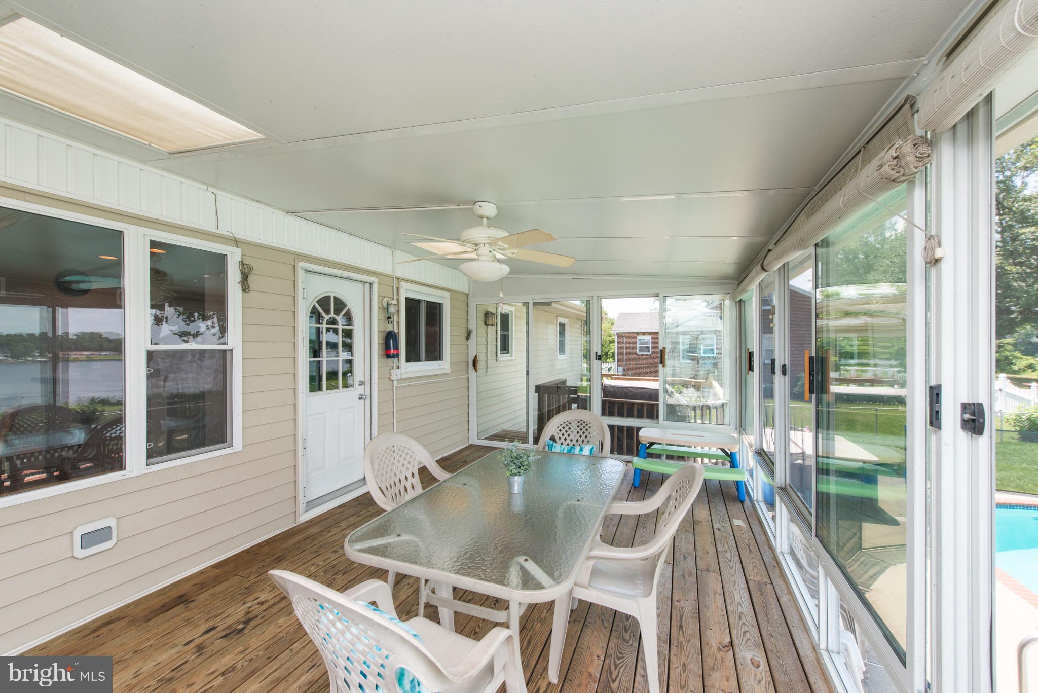 SUNSET BEACH - Residential