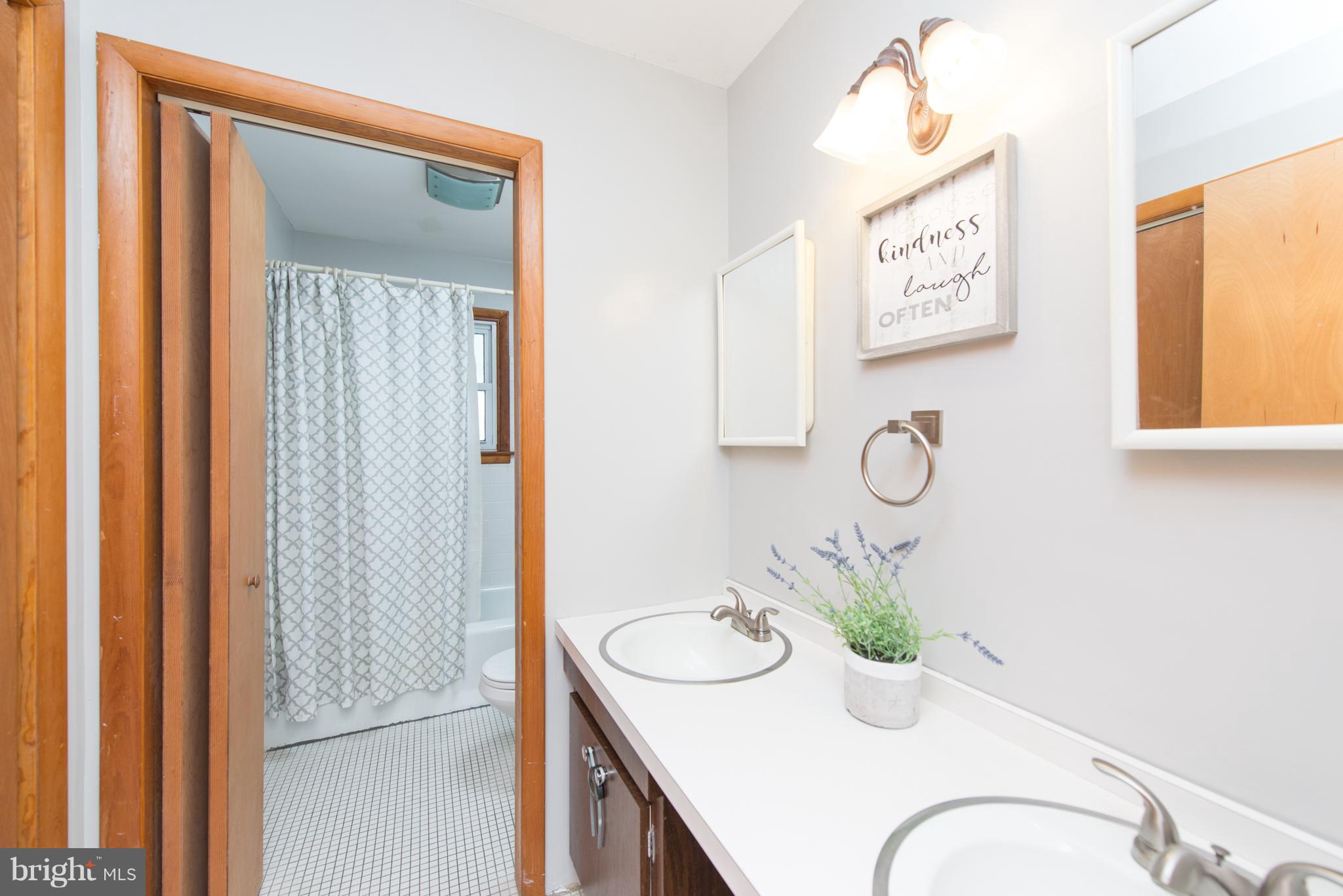 SUNSET BEACH - Residential