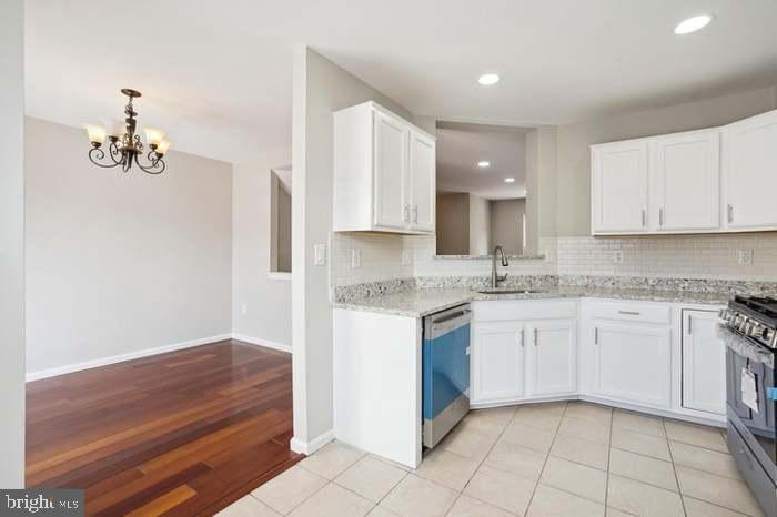 GROVEWOOD - Residential Lease