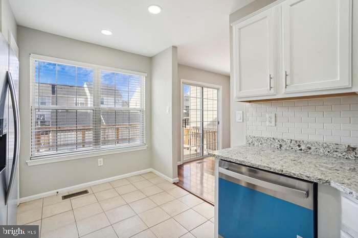 GROVEWOOD - Residential Lease