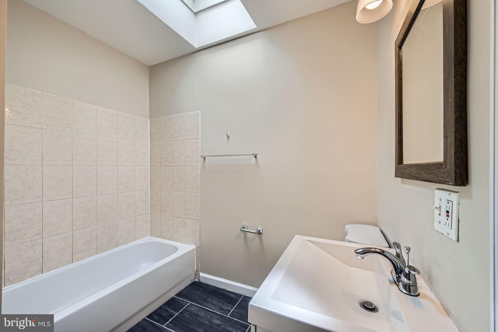 ASHBURTON - Residential Lease