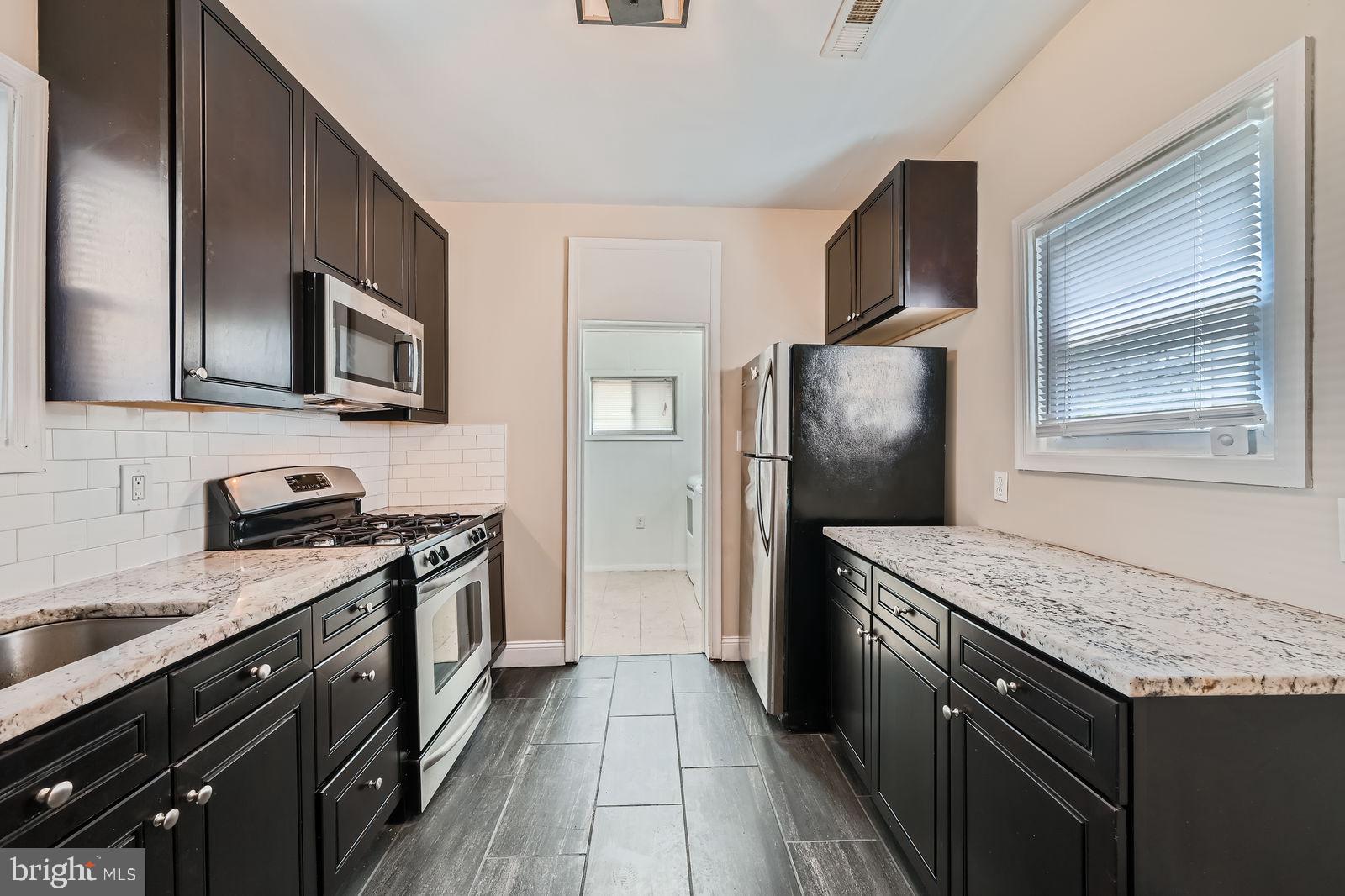 ASHBURTON - Residential Lease