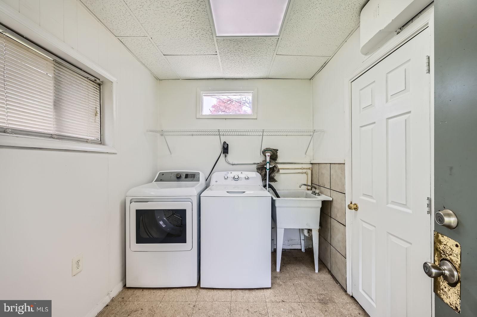 ASHBURTON - Residential Lease