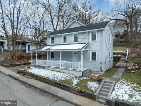 Photo of 328 E Logan Street, BELLEFONTE, PA 16823 (MLS # PACE2518084)