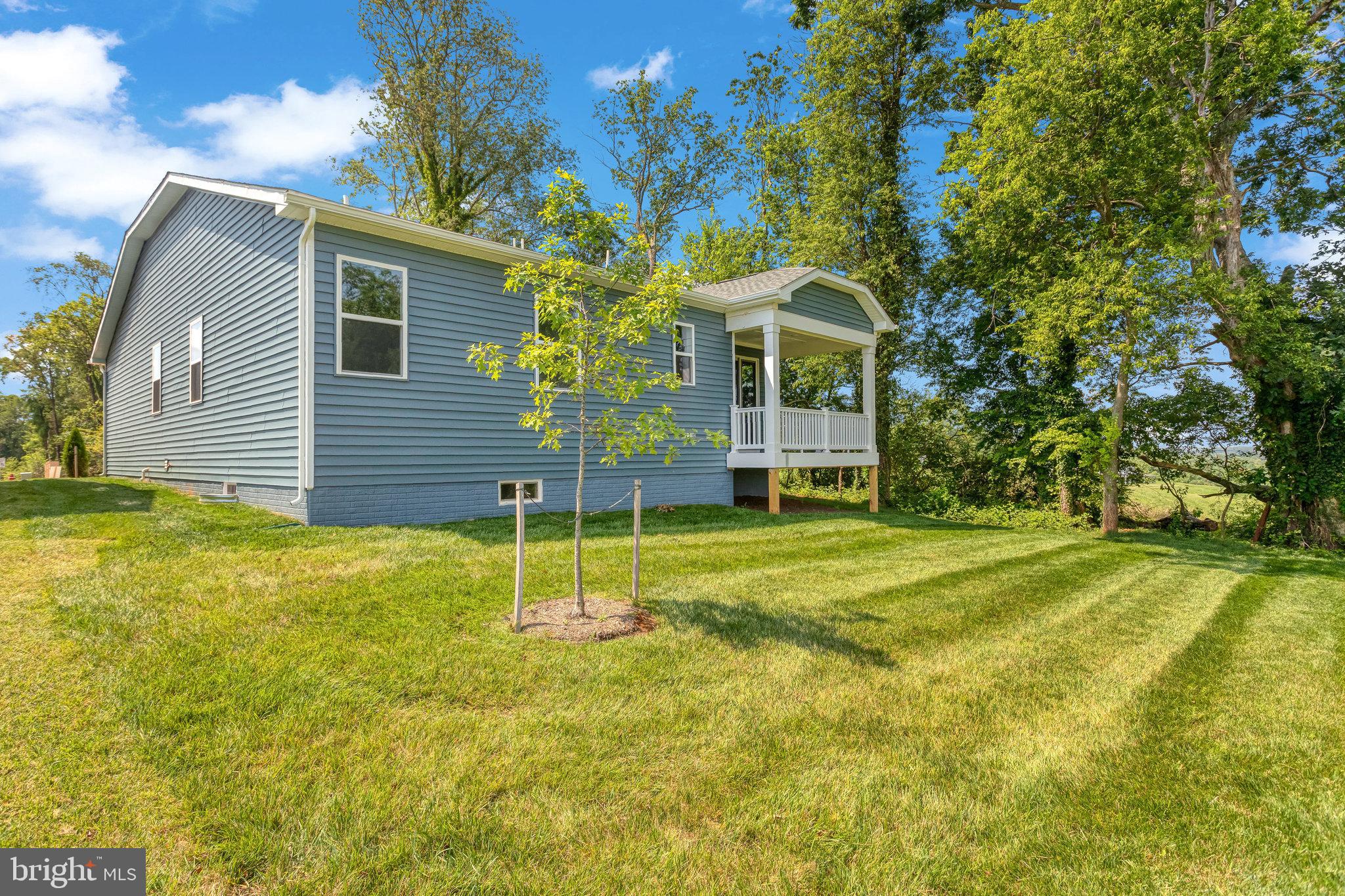 SEASONS AT ROUND MILL MEADOWS - Residential