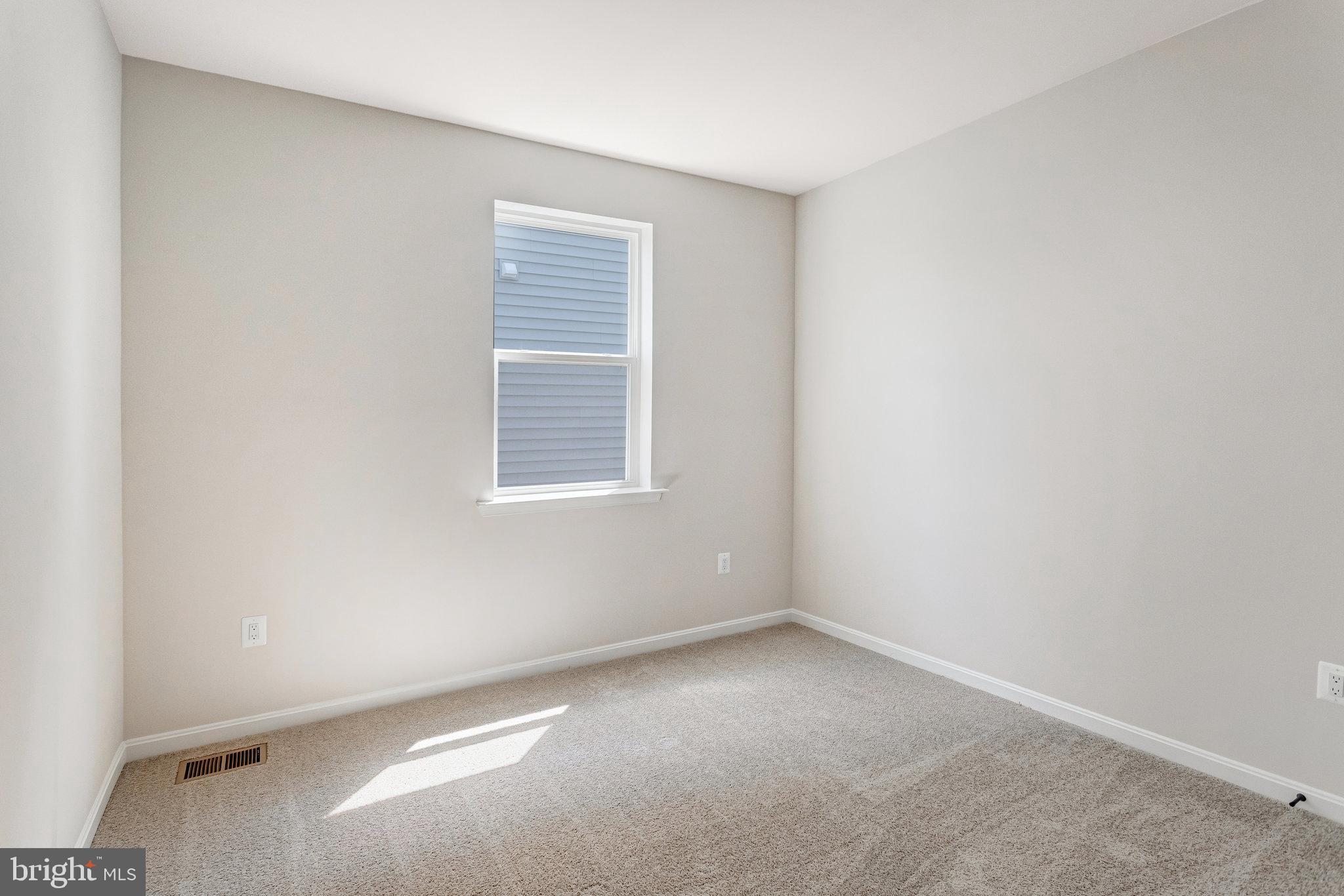 SEASONS AT ROUND MILL MEADOWS - Residential