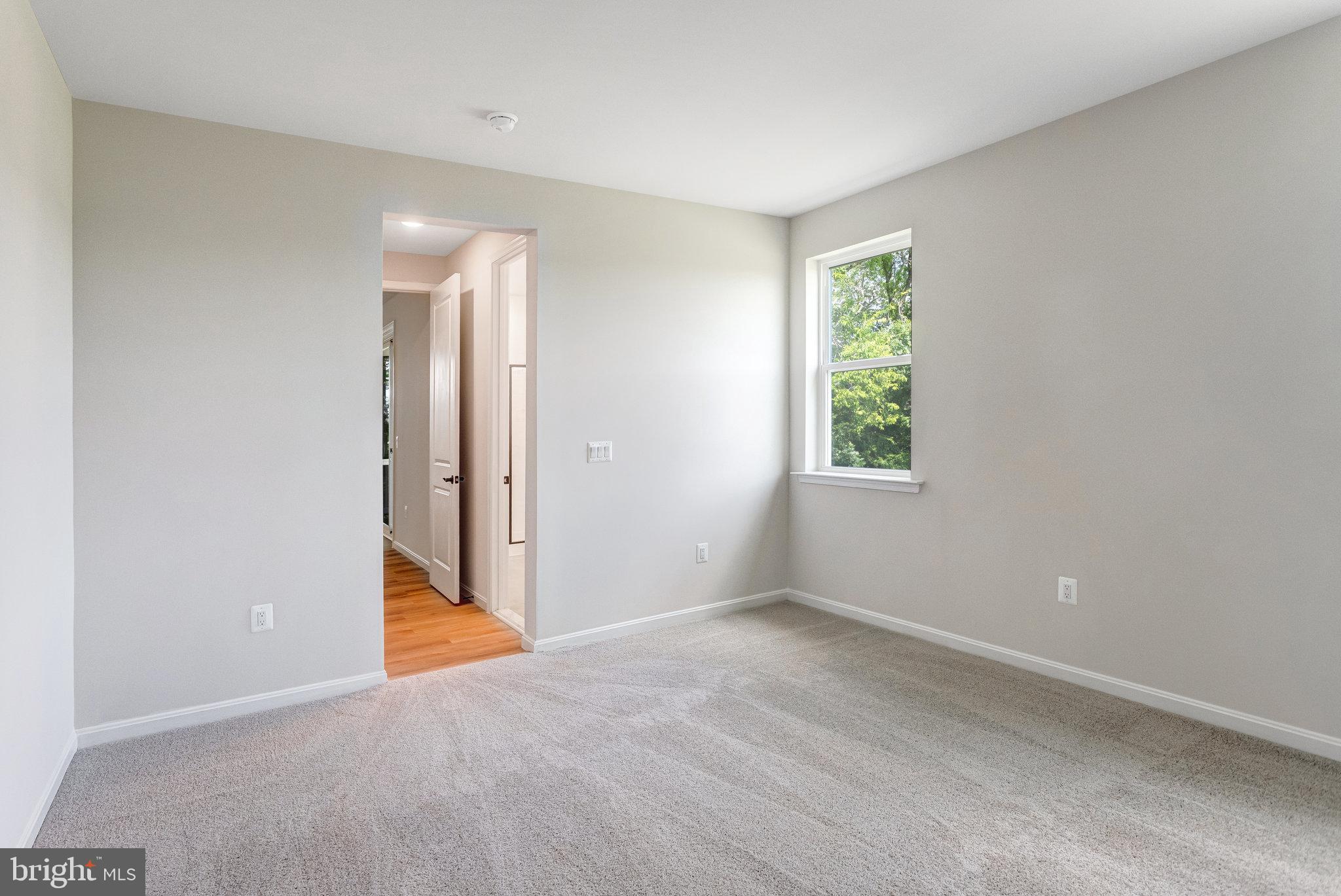 SEASONS AT ROUND MILL MEADOWS - Residential