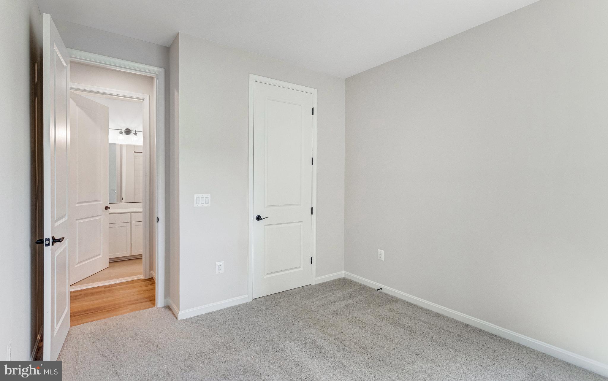 SEASONS AT ROUND MILL MEADOWS - Residential