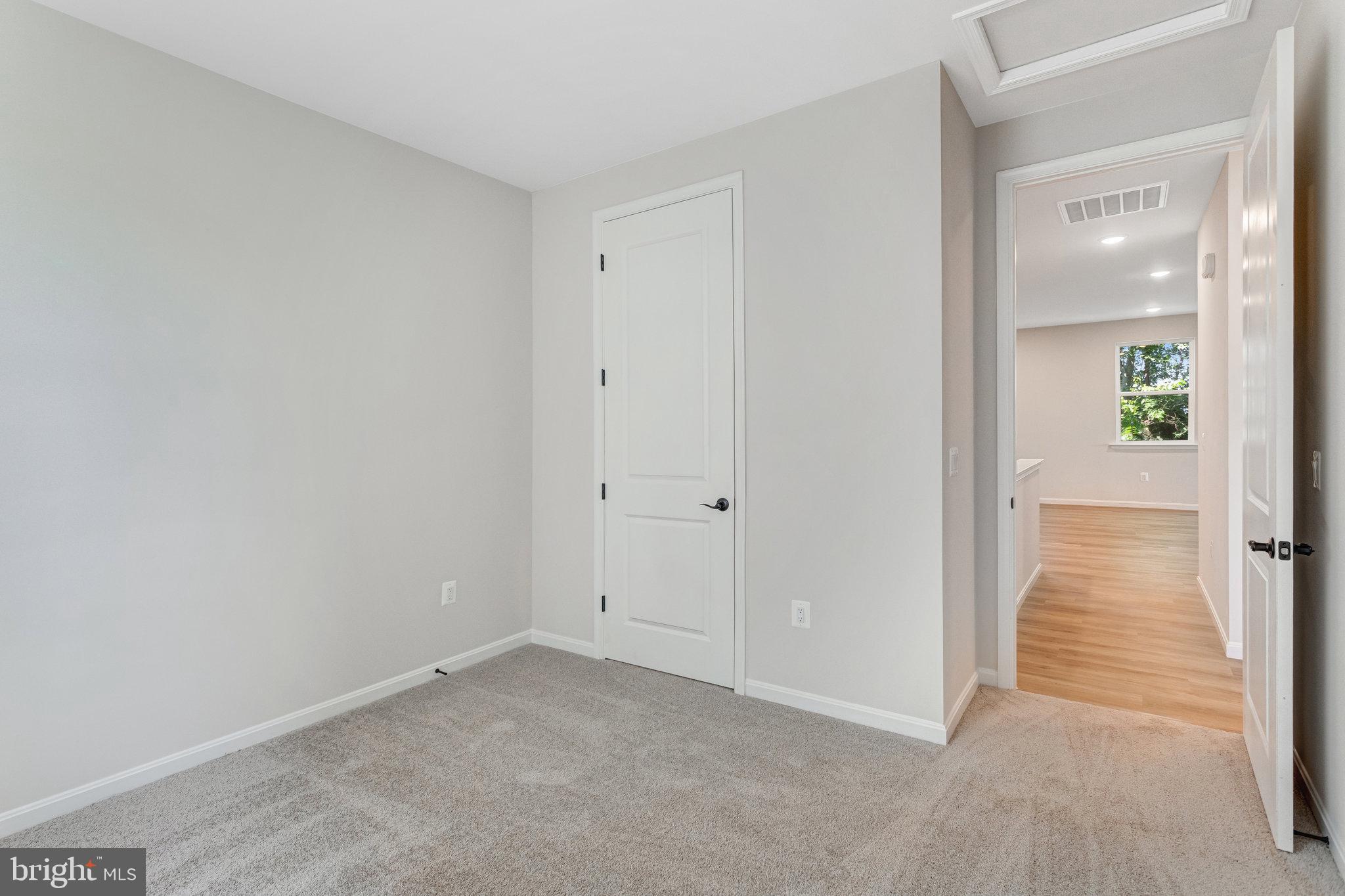 SEASONS AT ROUND MILL MEADOWS - Residential