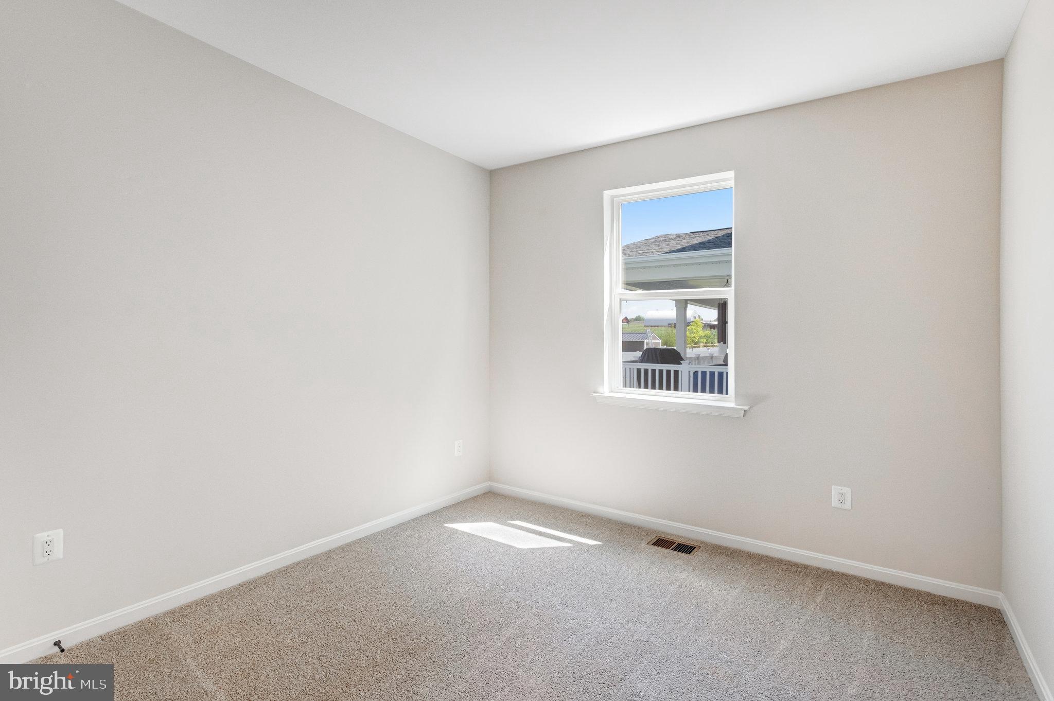 SEASONS AT ROUND MILL MEADOWS - Residential