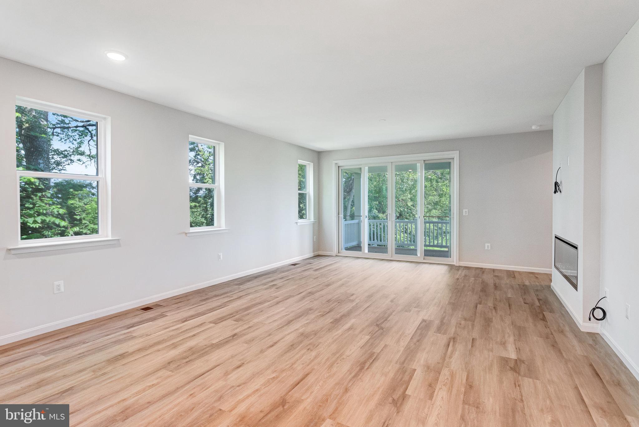 SEASONS AT ROUND MILL MEADOWS - Residential