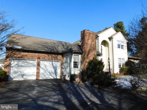 Photo of 505 Thorngate Place, MILLERSVILLE, PA 17551 (MLS # PALA2062276)