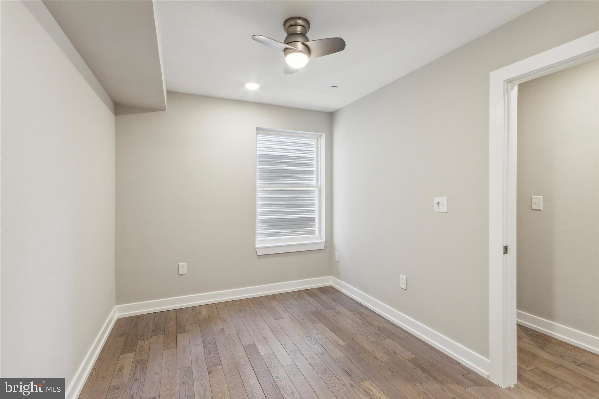 OLDE KENSINGTON - Residential Lease