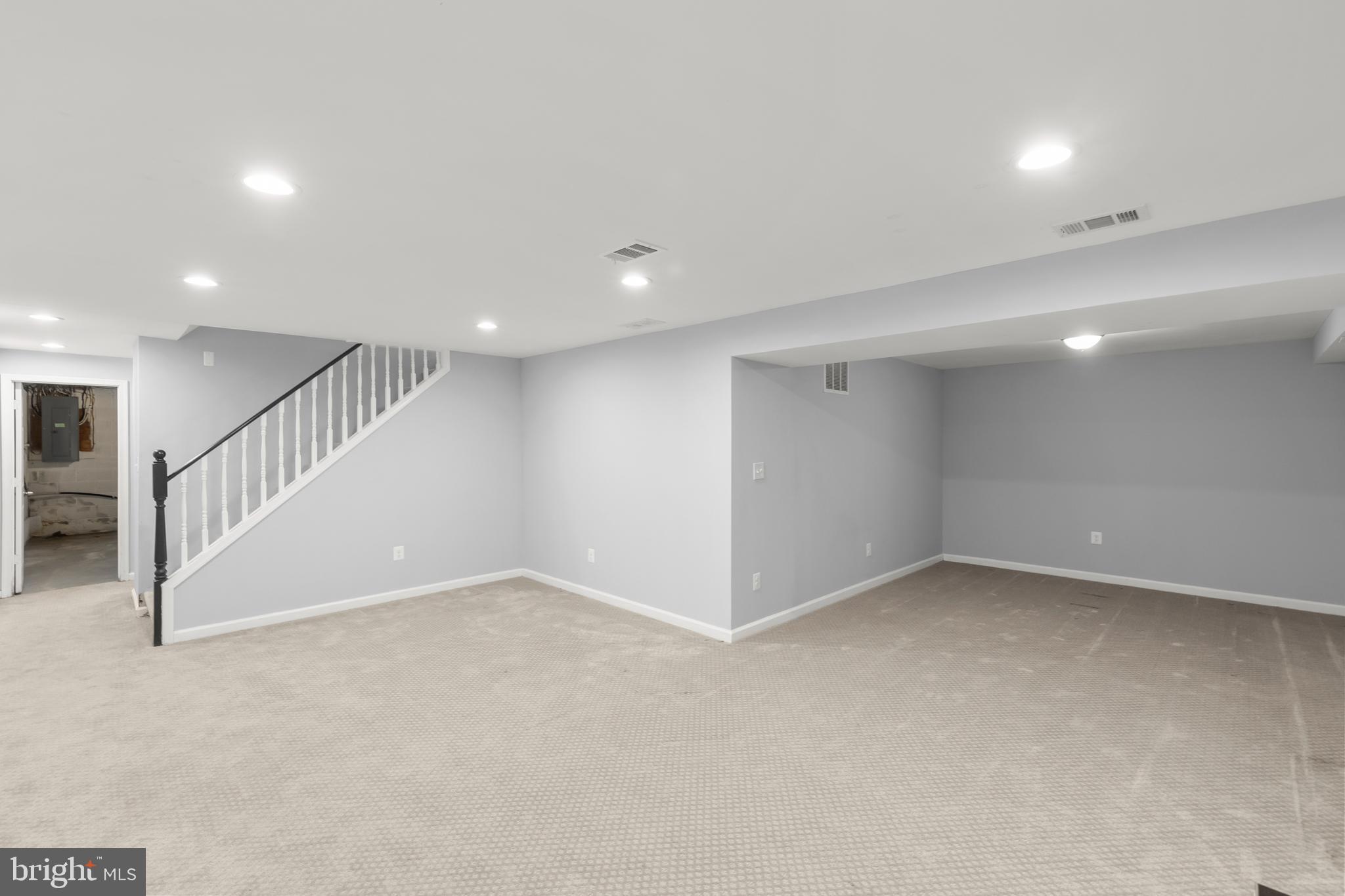 SHAWNEELAND - Residential