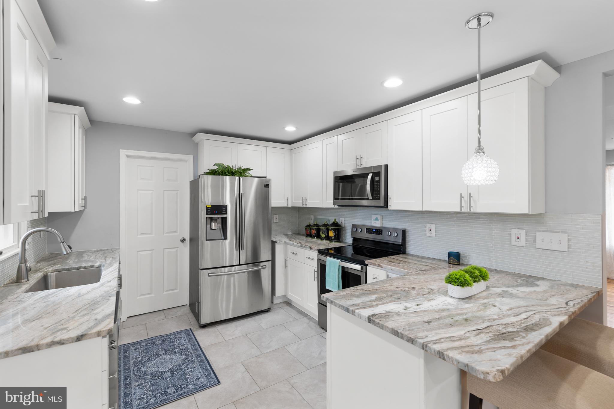 SHAWNEELAND - Residential