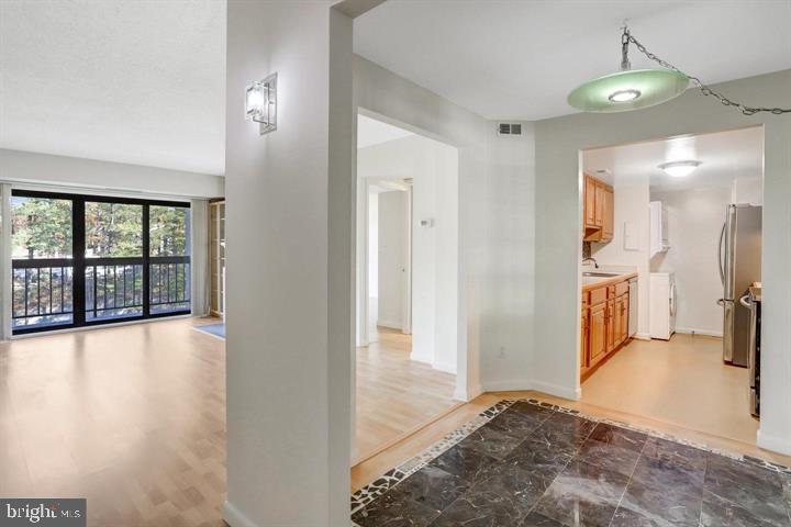 801 N HOWARD STREET 568