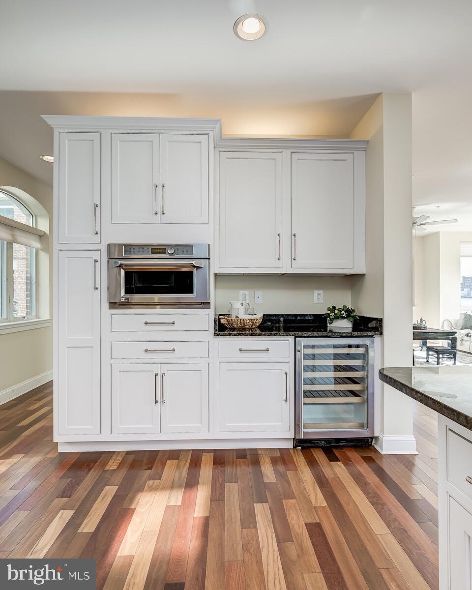 PIER HOMES AT HARBORVIEW - Residential Lease