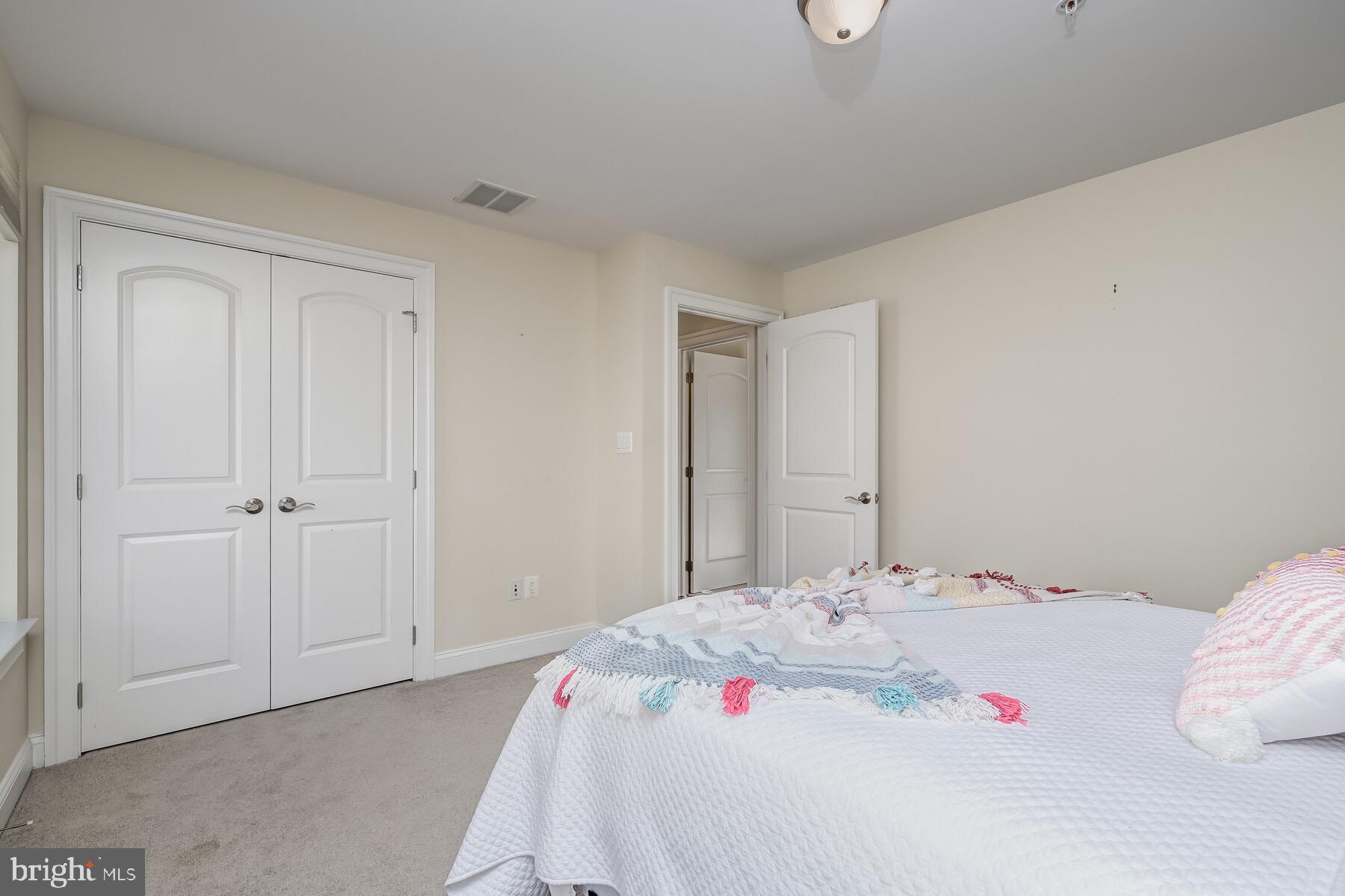 PIER HOMES AT HARBORVIEW - Residential Lease