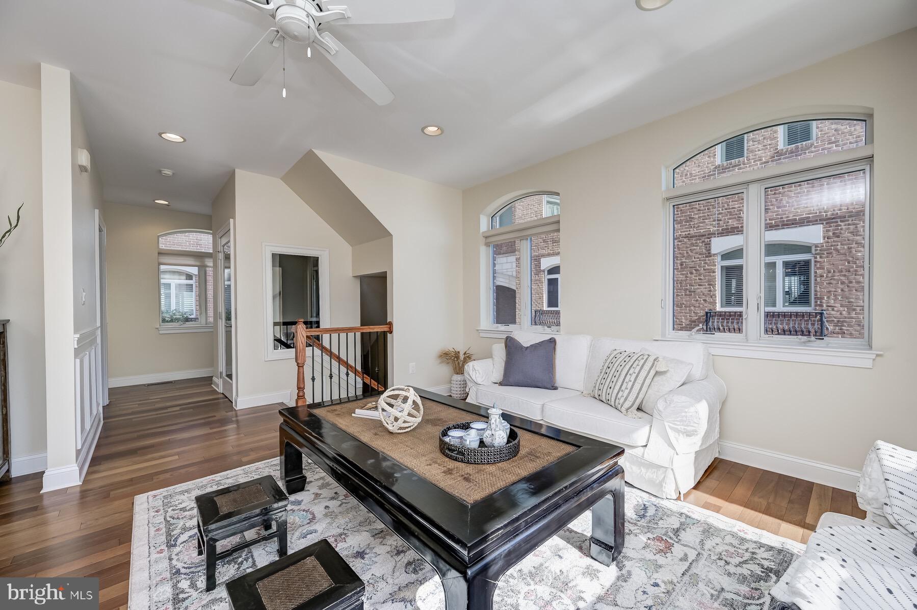 PIER HOMES AT HARBORVIEW - Residential Lease