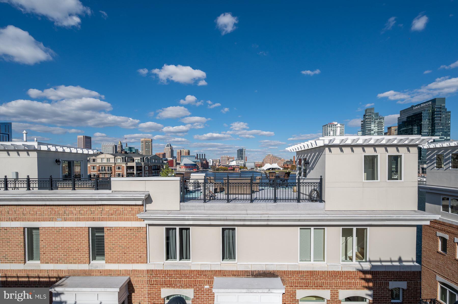 PIER HOMES AT HARBORVIEW - Residential Lease