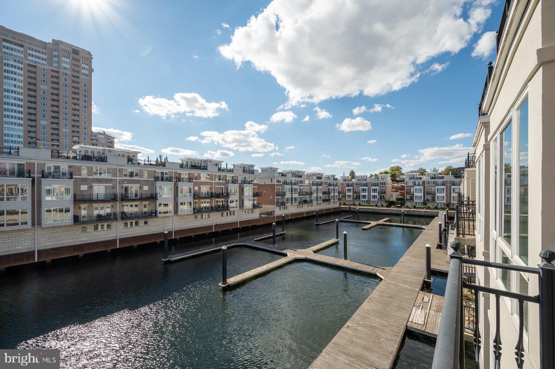 PIER HOMES AT HARBORVIEW - Residential Lease